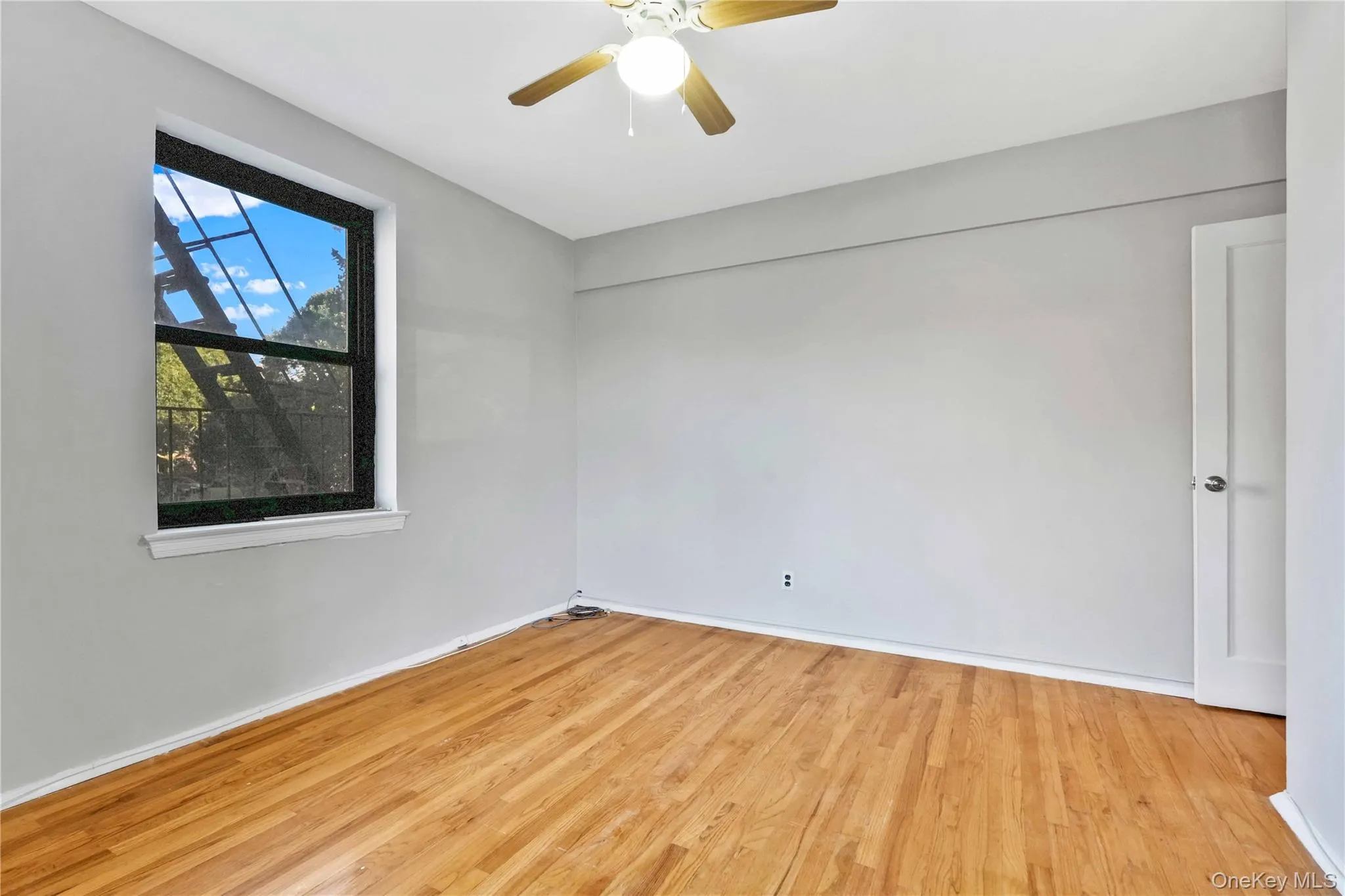 138-18 28th Road, New York, NY, 1 Bedroom Bedrooms, 4 Rooms Rooms,1 BathroomBathrooms,Residential,For Rent,28th,0,1035039 138-18 28th Road, New York, NY, 1 Bedroom Bedrooms, 4 Rooms Rooms,1 BathroomBathrooms,Residential,For Rent,28th,0,1035039