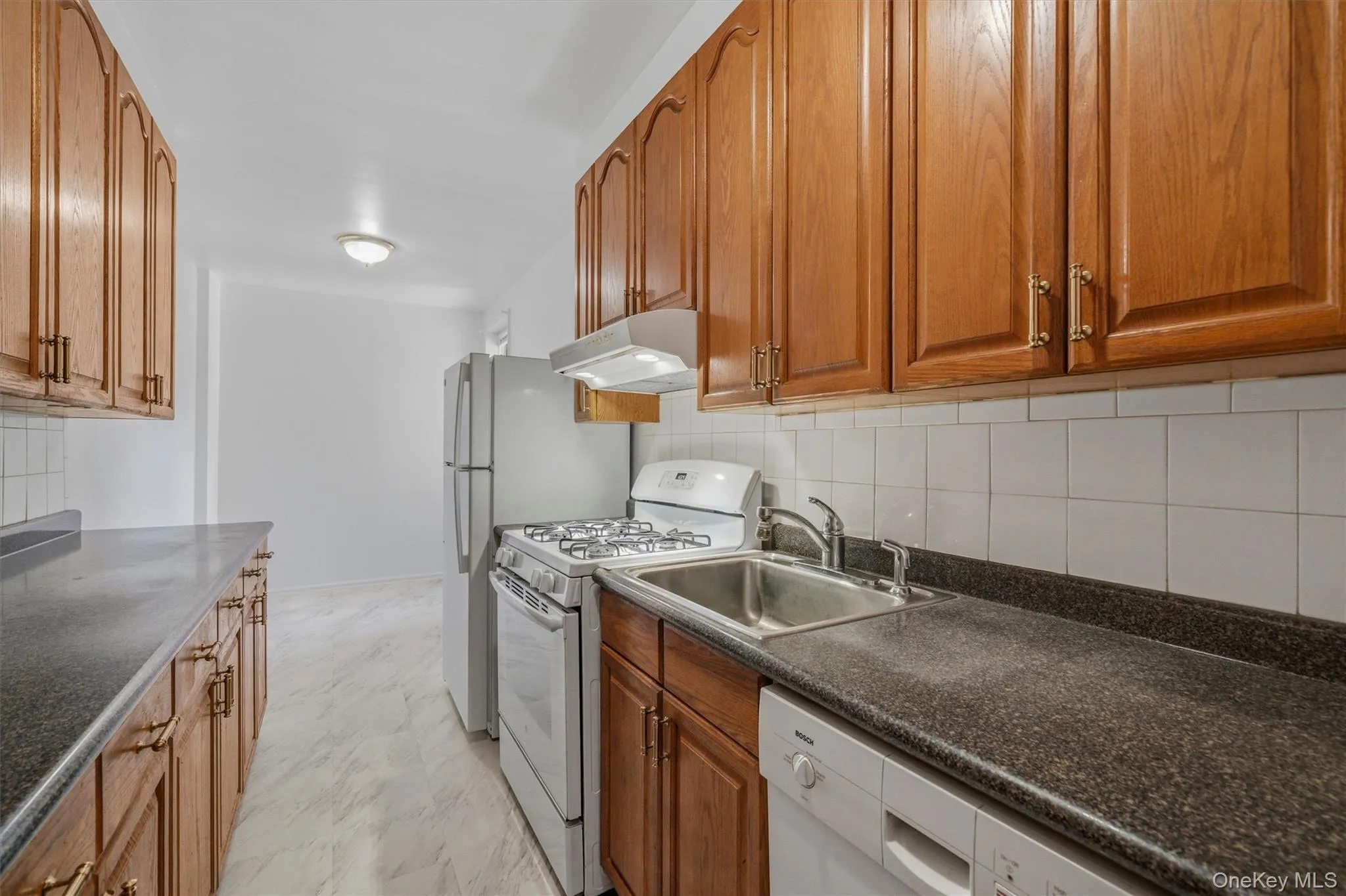19 Abeel Street, Yonkers, NY, 2 Bedrooms Bedrooms, 5 Rooms Rooms,1 BathroomBathrooms,Residential,For Rent,Abeel,0,1035041 19 Abeel Street, Yonkers, NY, 2 Bedrooms Bedrooms, 5 Rooms Rooms,1 BathroomBathrooms,Residential,For Rent,Abeel,0,1035041