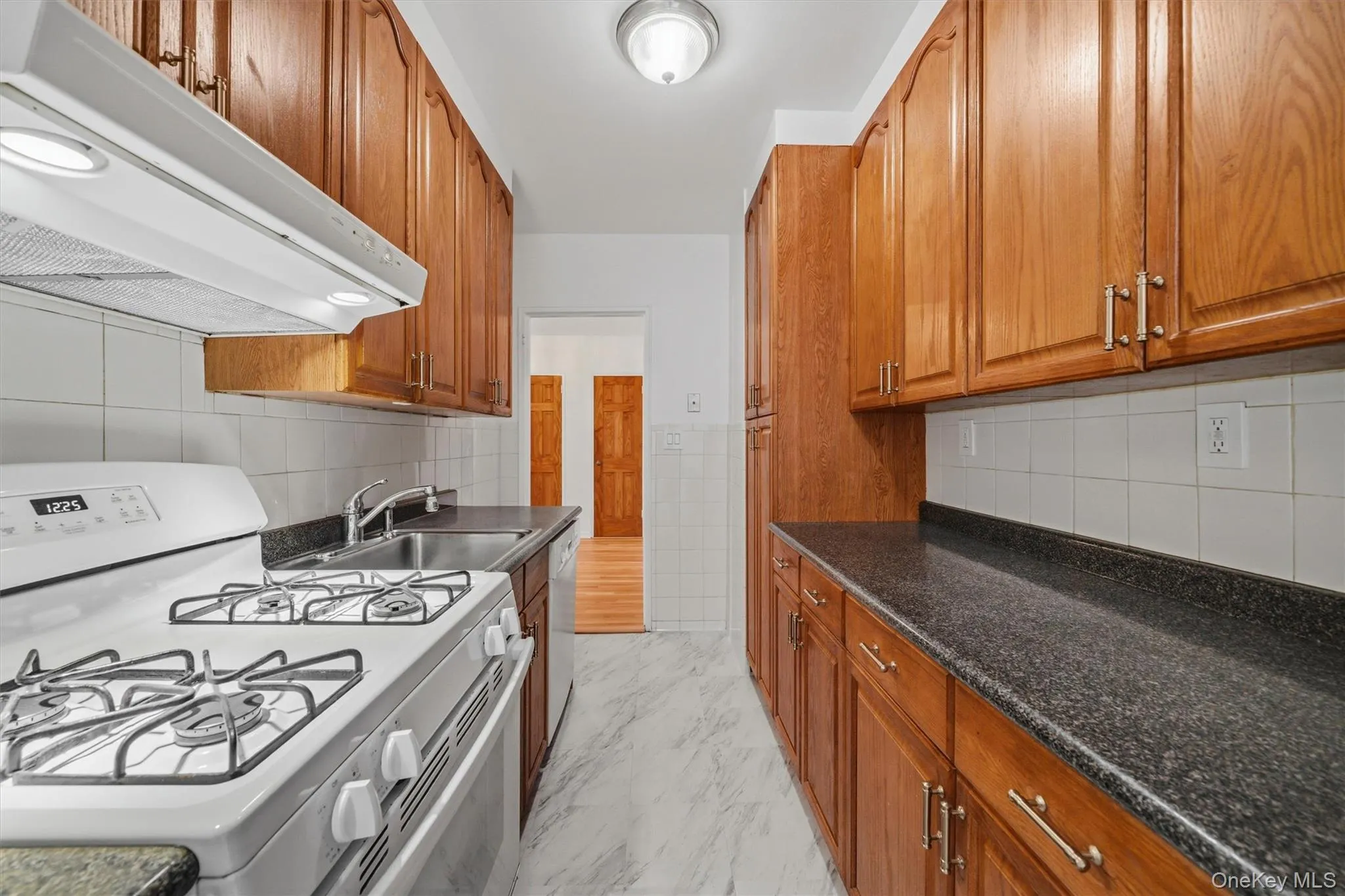 19 Abeel Street, Yonkers, NY, 2 Bedrooms Bedrooms, 5 Rooms Rooms,1 BathroomBathrooms,Residential,For Rent,Abeel,0,1035041 19 Abeel Street, Yonkers, NY, 2 Bedrooms Bedrooms, 5 Rooms Rooms,1 BathroomBathrooms,Residential,For Rent,Abeel,0,1035041