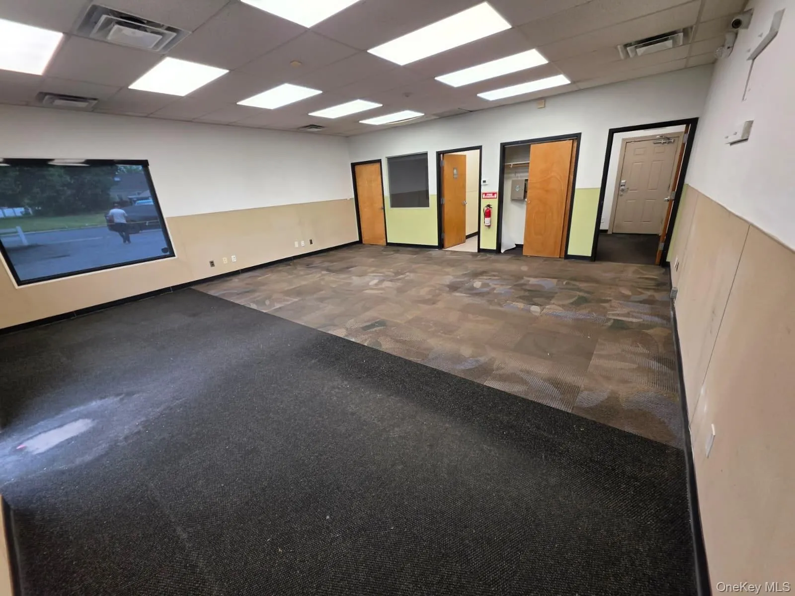 199 Montauk Highway, Babylon, NY, ,Commercial Lease,For Rent,Montauk,0,1035043 199 Montauk Highway, Babylon, NY, ,Commercial Lease,For Rent,Montauk,0,1035043