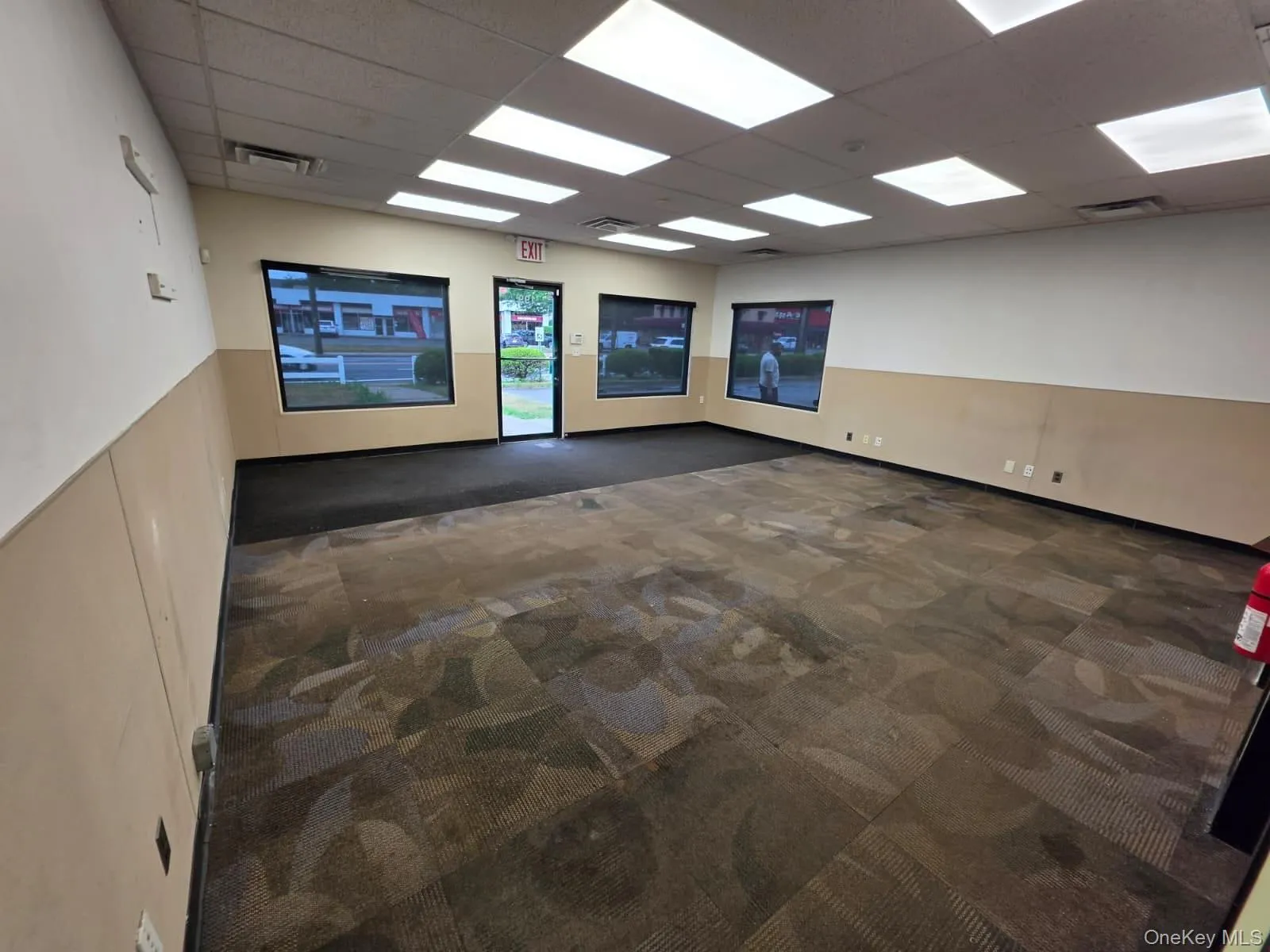 199 Montauk Highway, Babylon, NY, ,Commercial Lease,For Rent,Montauk,0,1035043 199 Montauk Highway, Babylon, NY, ,Commercial Lease,For Rent,Montauk,0,1035043