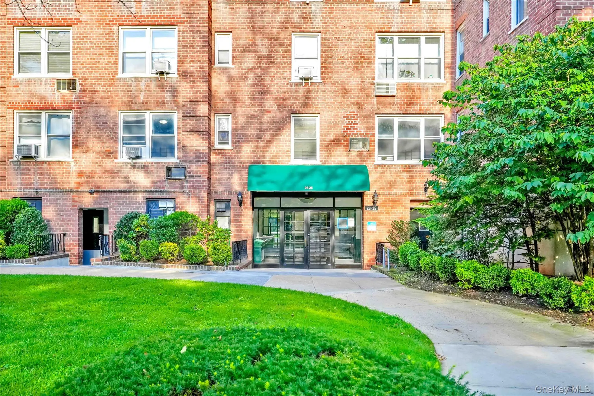 26-25 Union Street, New York, NY, 3 Bedrooms Bedrooms, 6 Rooms Rooms,1 BathroomBathrooms,Residential,For Rent,Union,0,1035047 26-25 Union Street, New York, NY, 3 Bedrooms Bedrooms, 6 Rooms Rooms,1 BathroomBathrooms,Residential,For Rent,Union,0,1035047