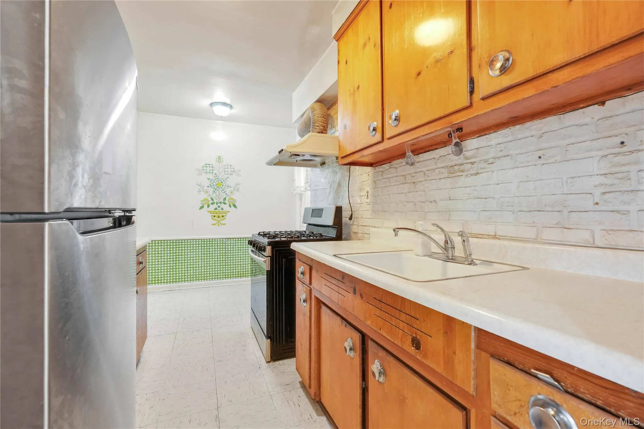 26-25 Union Street, New York, NY, 3 Bedrooms Bedrooms, 6 Rooms Rooms,1 BathroomBathrooms,Residential,For Rent,Union,0,1035047 26-25 Union Street, New York, NY, 3 Bedrooms Bedrooms, 6 Rooms Rooms,1 BathroomBathrooms,Residential,For Rent,Union,0,1035047