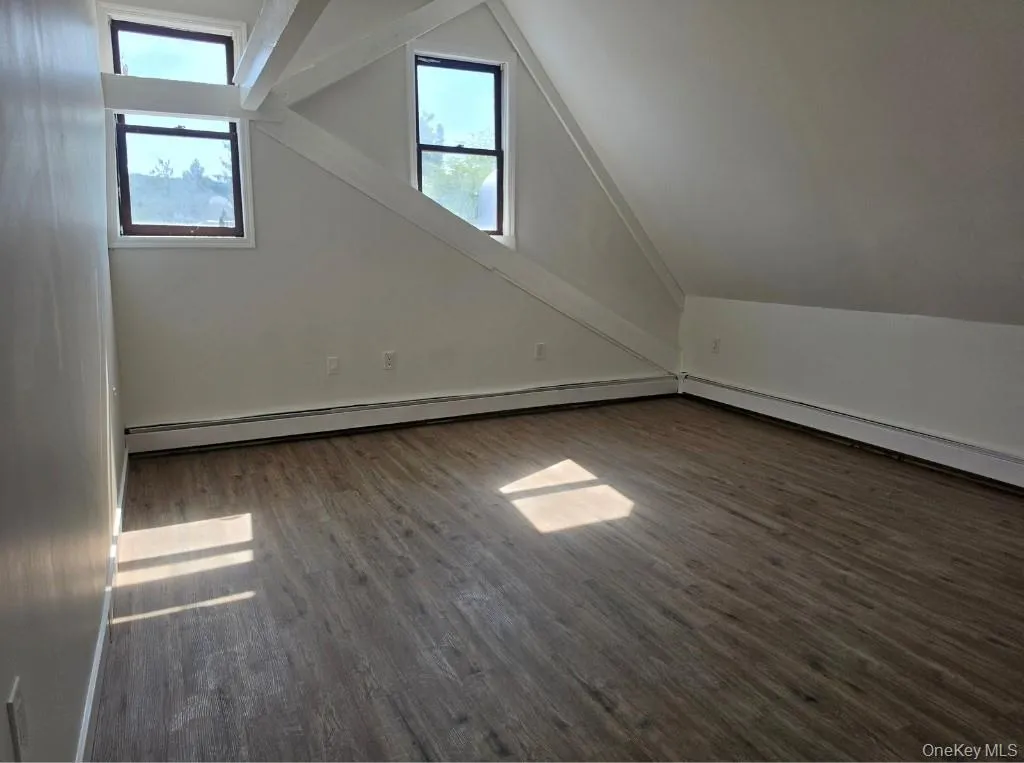 534 State Route 32, Woodbury, NY, 1 Bedroom Bedrooms, 3 Rooms Rooms,1 BathroomBathrooms,Residential Lease,For Rent,State Route 32,0,1035051 534 State Route 32, Woodbury, NY, 1 Bedroom Bedrooms, 3 Rooms Rooms,1 BathroomBathrooms,Residential Lease,For Rent,State Route 32,0,1035051