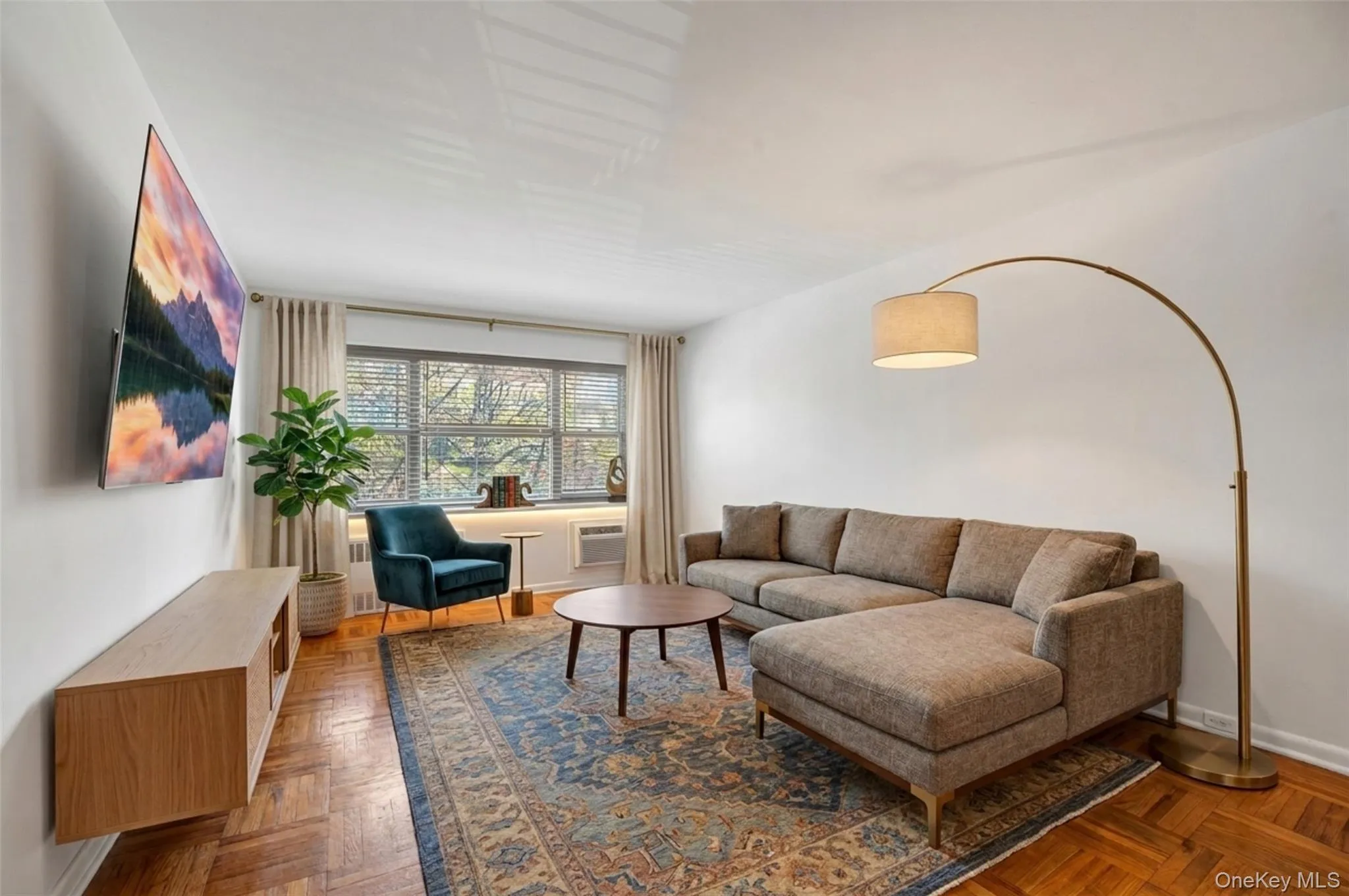 222 Broadway, Yonkers, NY, 1 Bedroom Bedrooms, 4 Rooms Rooms,1 BathroomBathrooms,Residential,For Rent,Broadway,0,1035052 222 Broadway, Yonkers, NY, 1 Bedroom Bedrooms, 4 Rooms Rooms,1 BathroomBathrooms,Residential,For Rent,Broadway,0,1035052