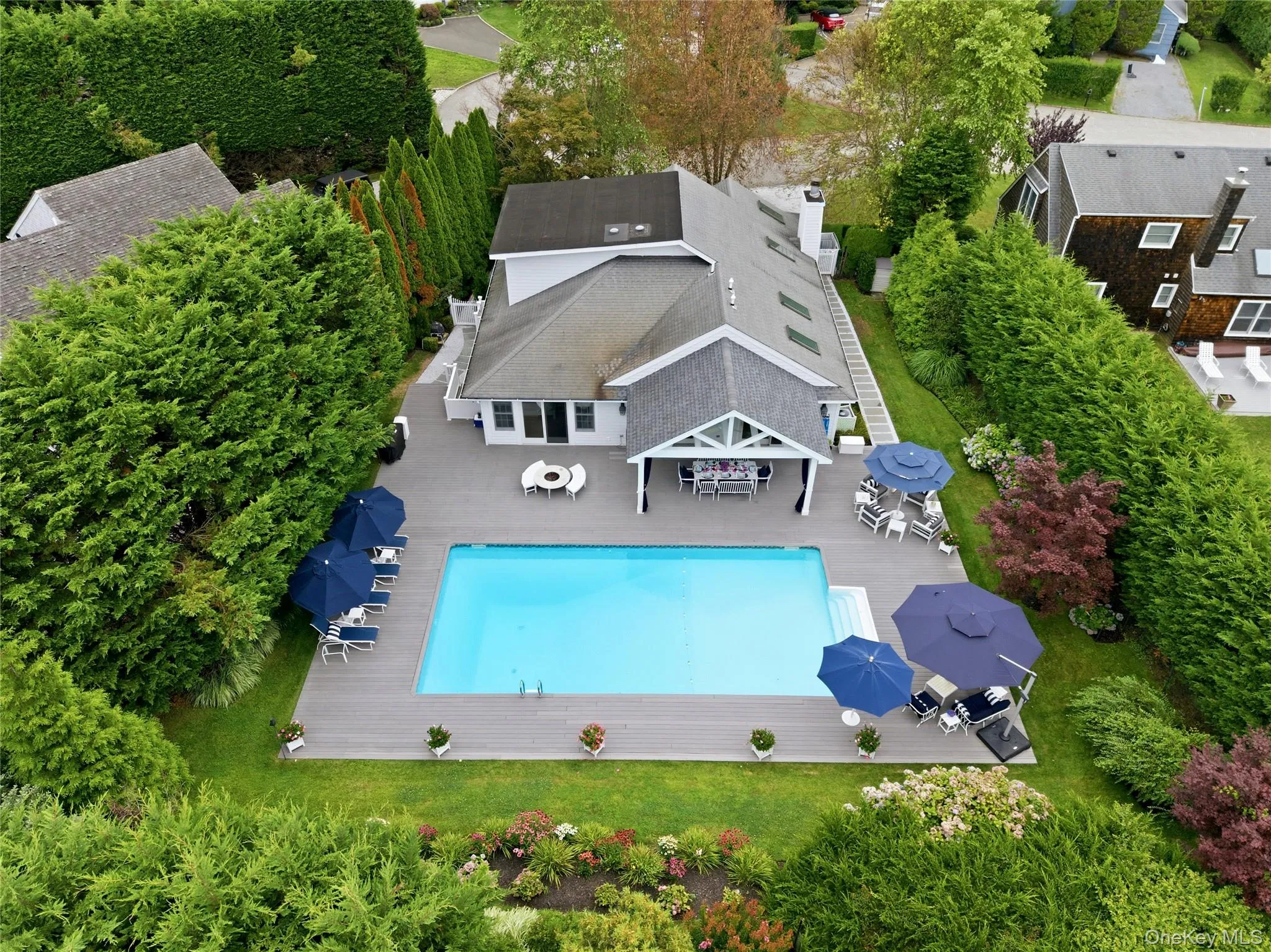 5 Juniper Lane, Southampton, NY, 4 Bedrooms Bedrooms, 14 Rooms Rooms,3 BathroomsBathrooms,Residential,For Rent,Juniper,0,1035054 5 Juniper Lane, Southampton, NY, 4 Bedrooms Bedrooms, 14 Rooms Rooms,3 BathroomsBathrooms,Residential,For Rent,Juniper,0,1035054