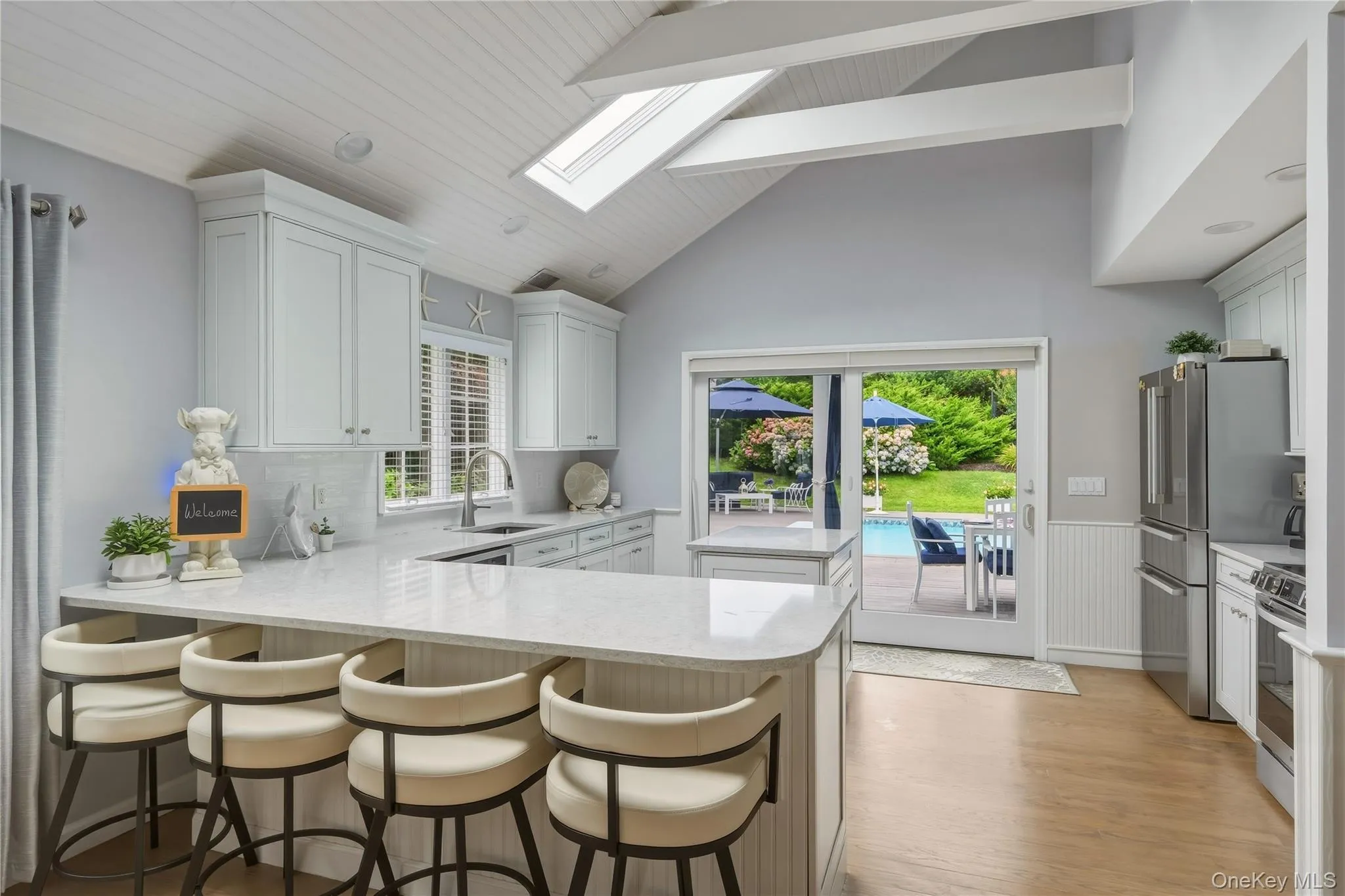 5 Juniper Lane, Southampton, NY, 4 Bedrooms Bedrooms, 14 Rooms Rooms,3 BathroomsBathrooms,Residential,For Rent,Juniper,0,1035054 5 Juniper Lane, Southampton, NY, 4 Bedrooms Bedrooms, 14 Rooms Rooms,3 BathroomsBathrooms,Residential,For Rent,Juniper,0,1035054