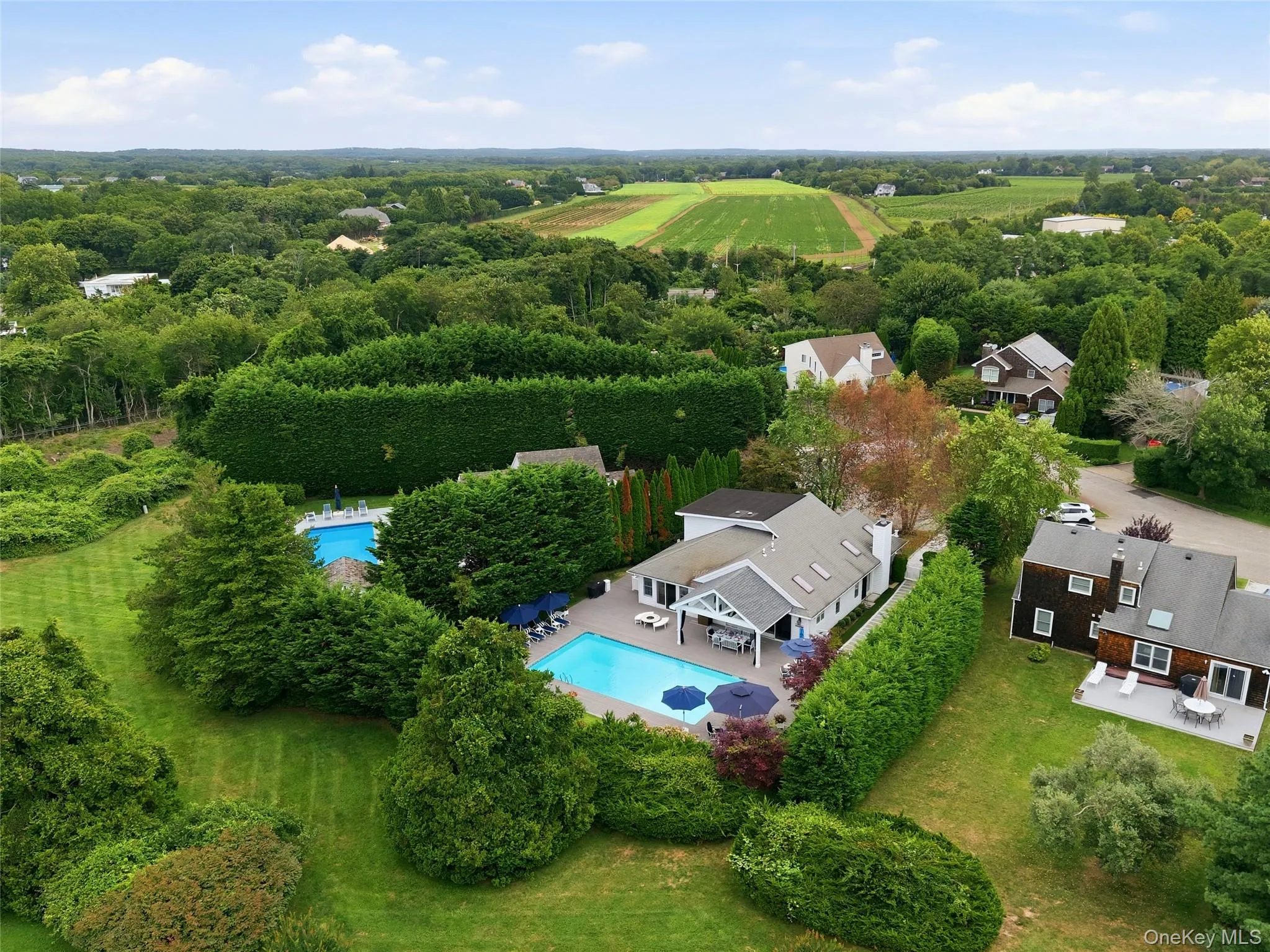 5 Juniper Lane, Southampton, NY, 4 Bedrooms Bedrooms, 14 Rooms Rooms,3 BathroomsBathrooms,Residential,For Rent,Juniper,0,1035054 5 Juniper Lane, Southampton, NY, 4 Bedrooms Bedrooms, 14 Rooms Rooms,3 BathroomsBathrooms,Residential,For Rent,Juniper,0,1035054