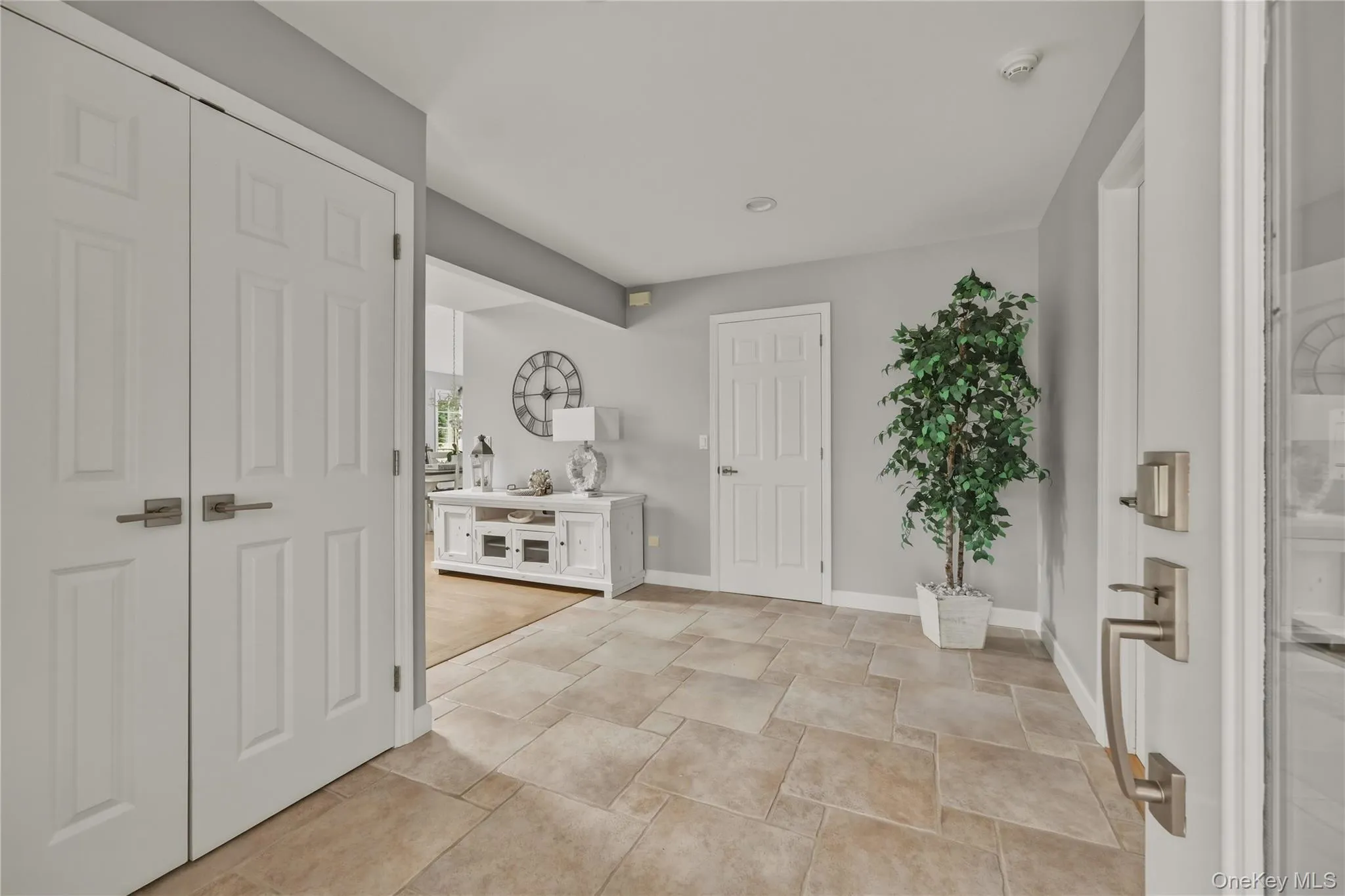 5 Juniper Lane, Southampton, NY, 4 Bedrooms Bedrooms, 14 Rooms Rooms,3 BathroomsBathrooms,Residential,For Rent,Juniper,0,1035054 5 Juniper Lane, Southampton, NY, 4 Bedrooms Bedrooms, 14 Rooms Rooms,3 BathroomsBathrooms,Residential,For Rent,Juniper,0,1035054