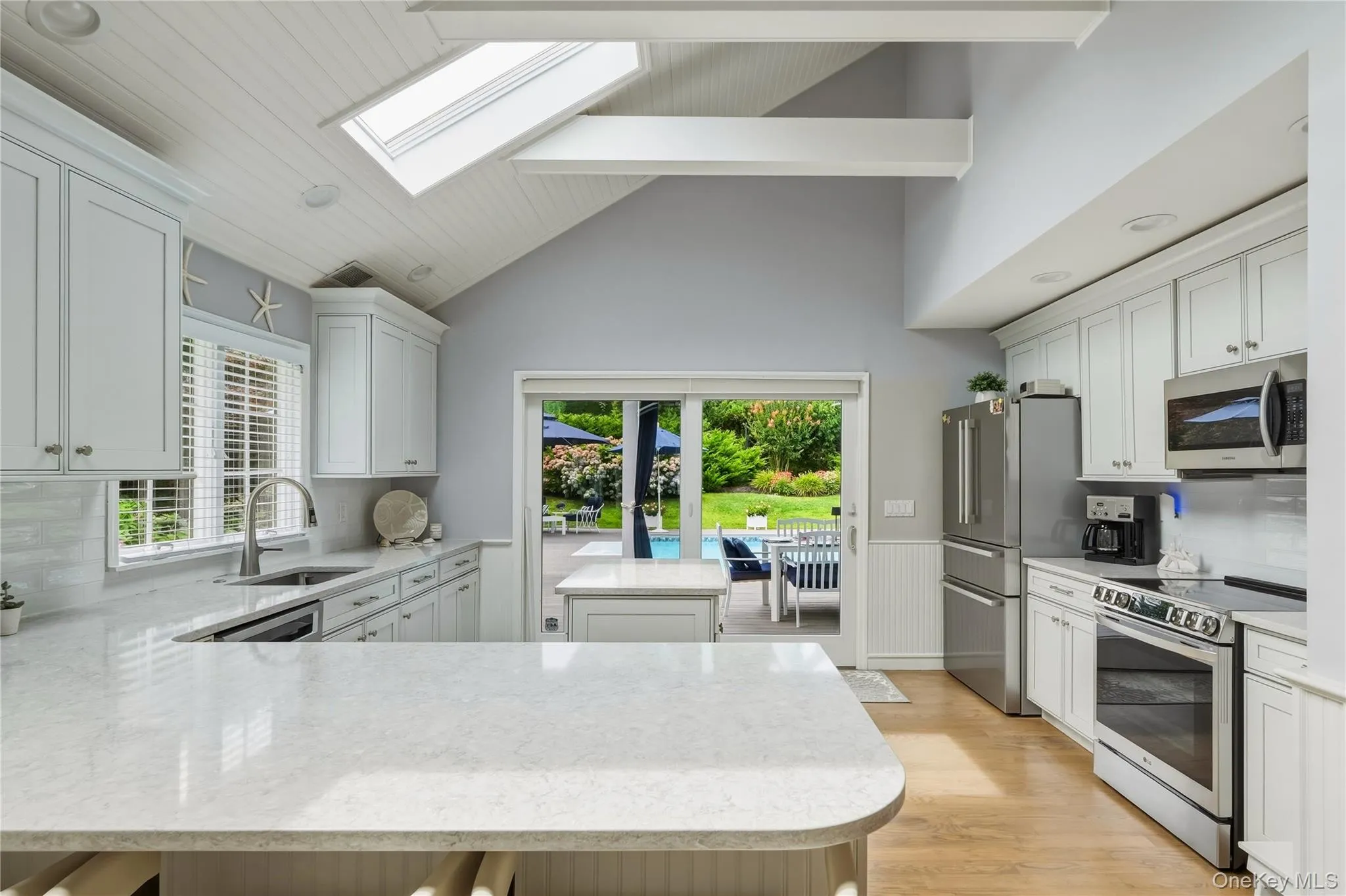 5 Juniper Lane, Southampton, NY, 4 Bedrooms Bedrooms, 14 Rooms Rooms,3 BathroomsBathrooms,Residential,For Rent,Juniper,0,1035054 5 Juniper Lane, Southampton, NY, 4 Bedrooms Bedrooms, 14 Rooms Rooms,3 BathroomsBathrooms,Residential,For Rent,Juniper,0,1035054