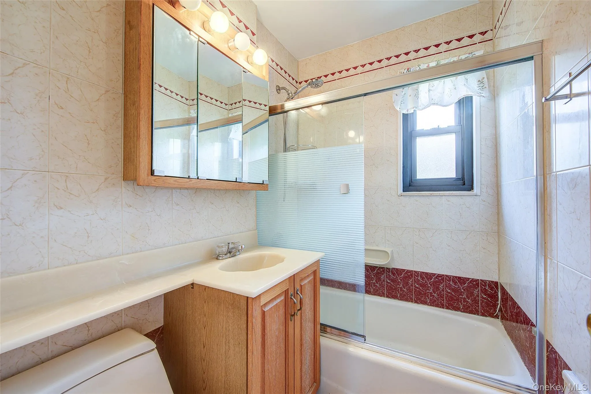 17-04 160th Street, New York, NY, 2 Bedrooms Bedrooms, 5 Rooms Rooms,1 BathroomBathrooms,Residential,For Rent,160th,0,1035055 17-04 160th Street, New York, NY, 2 Bedrooms Bedrooms, 5 Rooms Rooms,1 BathroomBathrooms,Residential,For Rent,160th,0,1035055