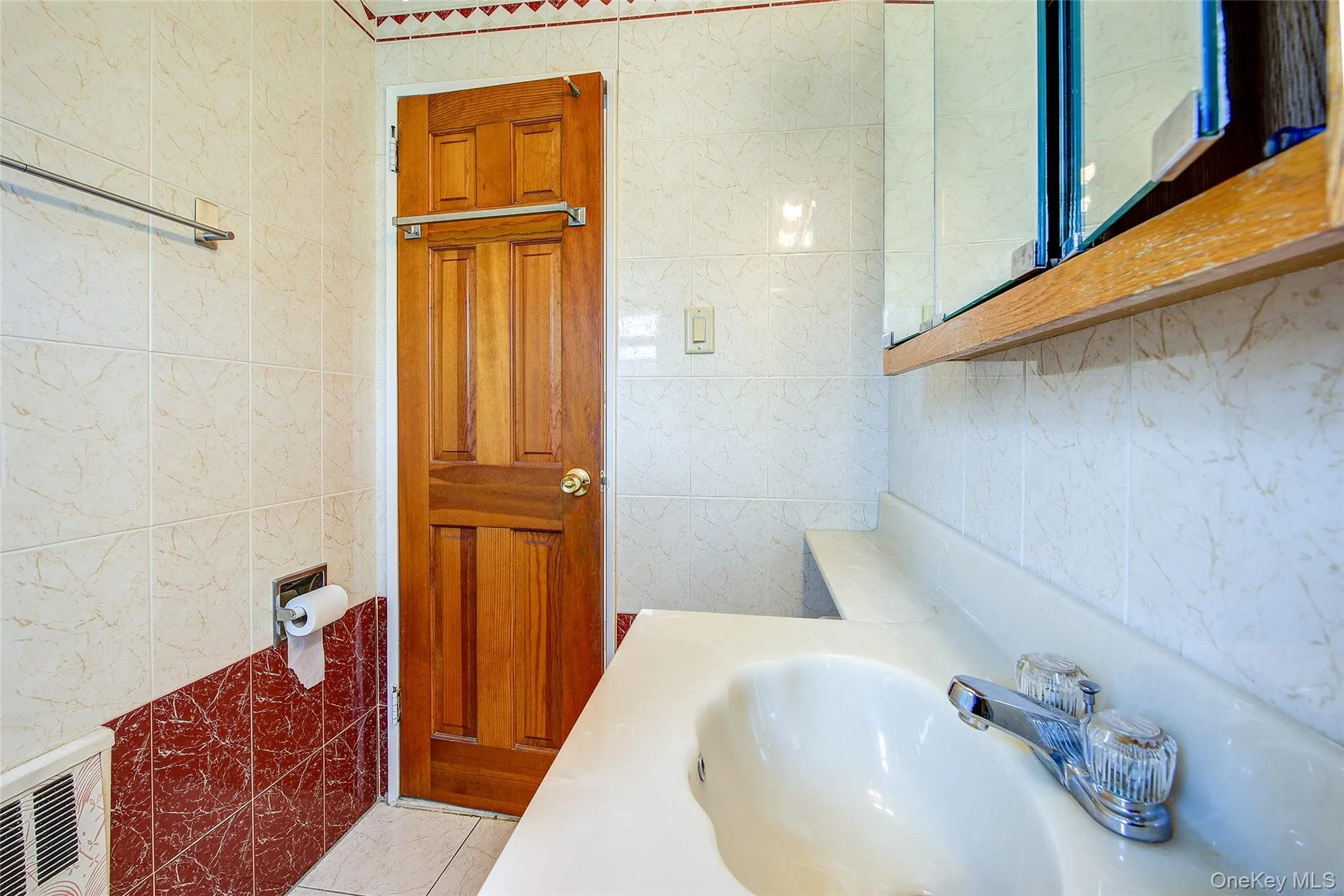 17-04 160th Street, New York, NY, 2 Bedrooms Bedrooms, 5 Rooms Rooms,1 BathroomBathrooms,Residential,For Rent,160th,0,1035055 17-04 160th Street, New York, NY, 2 Bedrooms Bedrooms, 5 Rooms Rooms,1 BathroomBathrooms,Residential,For Rent,160th,0,1035055