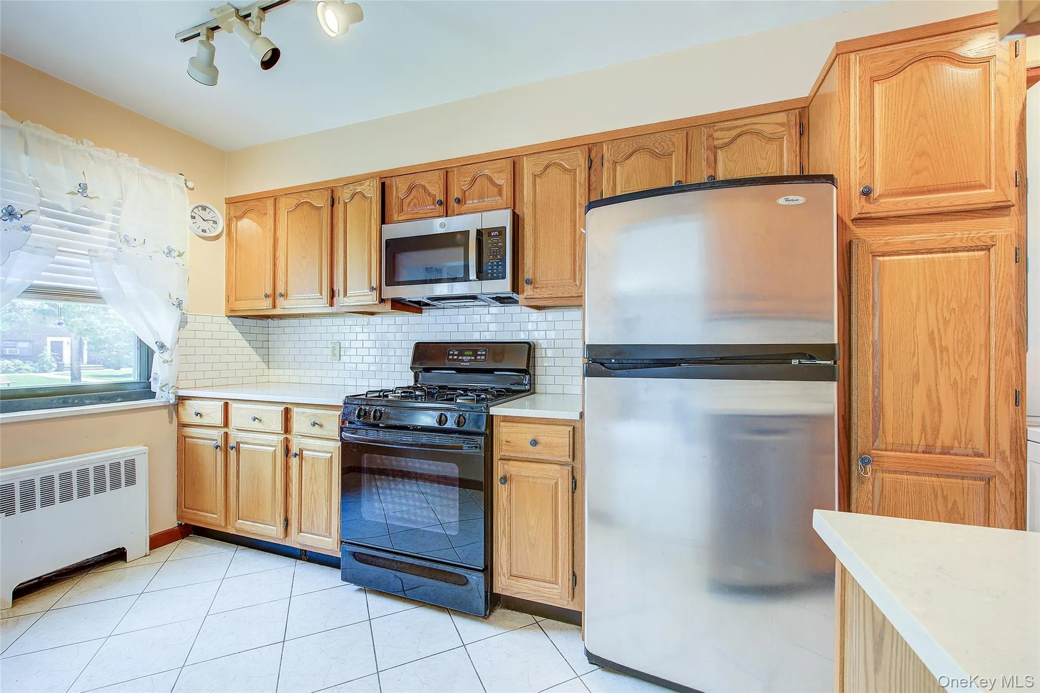17-04 160th Street, New York, NY, 2 Bedrooms Bedrooms, 5 Rooms Rooms,1 BathroomBathrooms,Residential,For Rent,160th,0,1035055 17-04 160th Street, New York, NY, 2 Bedrooms Bedrooms, 5 Rooms Rooms,1 BathroomBathrooms,Residential,For Rent,160th,0,1035055
