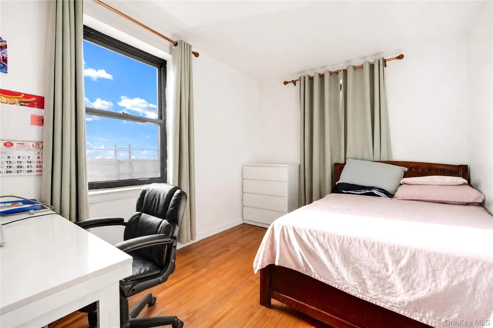 25-40 Union Street, New York, NY, 2 Bedrooms Bedrooms, 5 Rooms Rooms,1 BathroomBathrooms,Residential,For Rent,Union,0,1035061 25-40 Union Street, New York, NY, 2 Bedrooms Bedrooms, 5 Rooms Rooms,1 BathroomBathrooms,Residential,For Rent,Union,0,1035061
