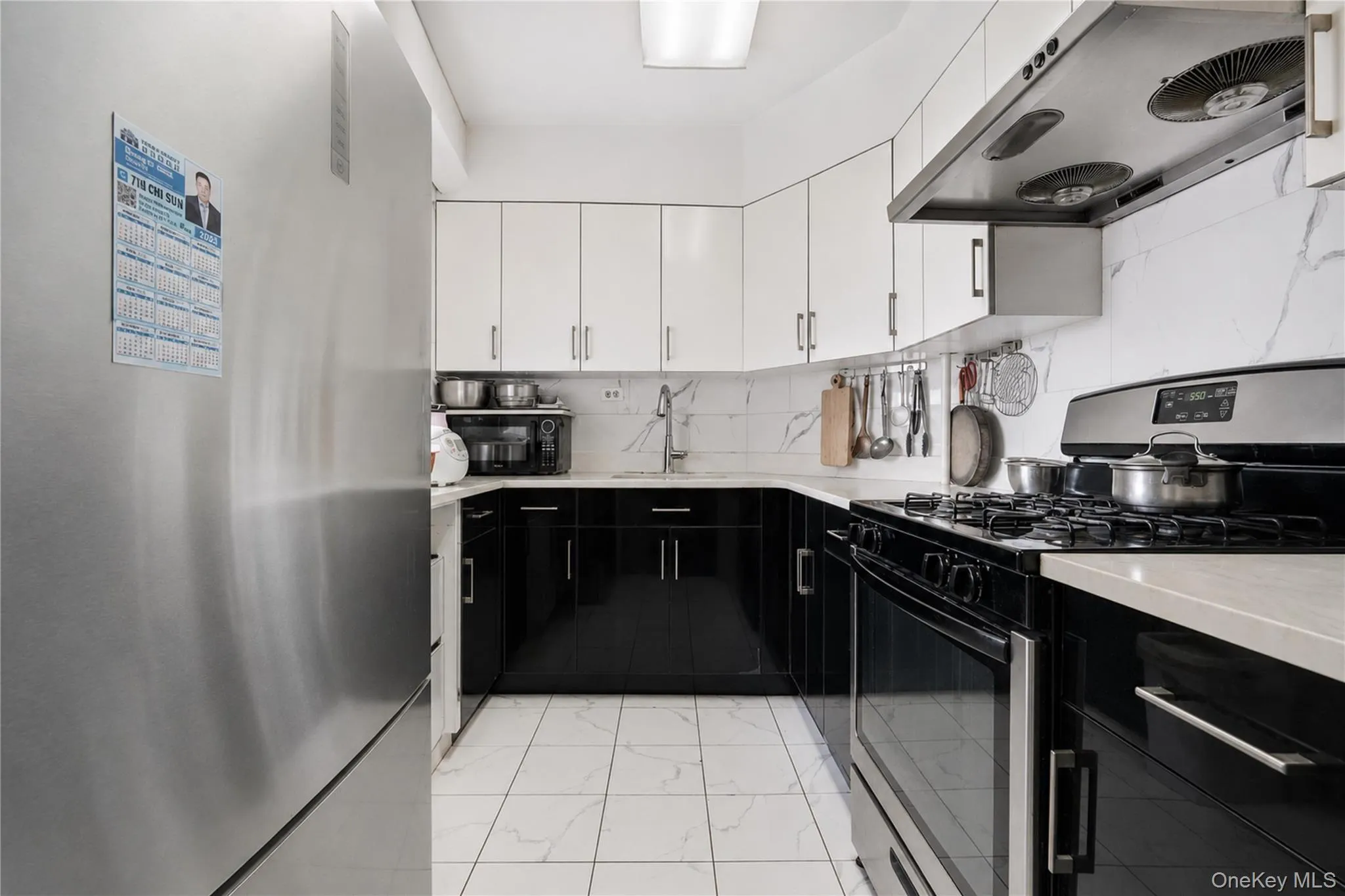25-40 Union Street, New York, NY, 2 Bedrooms Bedrooms, 5 Rooms Rooms,1 BathroomBathrooms,Residential,For Rent,Union,0,1035061 25-40 Union Street, New York, NY, 2 Bedrooms Bedrooms, 5 Rooms Rooms,1 BathroomBathrooms,Residential,For Rent,Union,0,1035061
