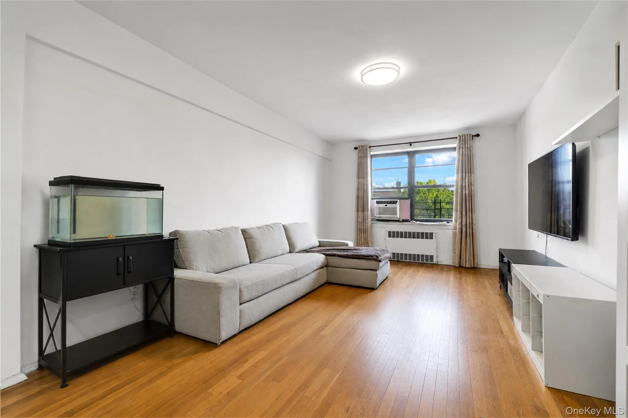 25-40 Union Street, New York, NY, 2 Bedrooms Bedrooms, 5 Rooms Rooms,1 BathroomBathrooms,Residential,For Rent,Union,0,1035061 25-40 Union Street, New York, NY, 2 Bedrooms Bedrooms, 5 Rooms Rooms,1 BathroomBathrooms,Residential,For Rent,Union,0,1035061