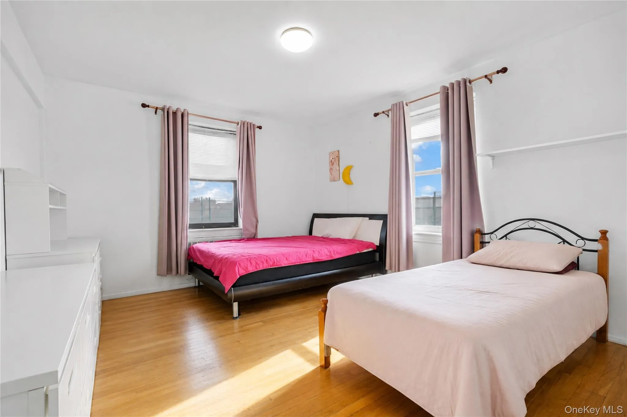 25-40 Union Street, New York, NY, 2 Bedrooms Bedrooms, 5 Rooms Rooms,1 BathroomBathrooms,Residential,For Rent,Union,0,1035061 25-40 Union Street, New York, NY, 2 Bedrooms Bedrooms, 5 Rooms Rooms,1 BathroomBathrooms,Residential,For Rent,Union,0,1035061
