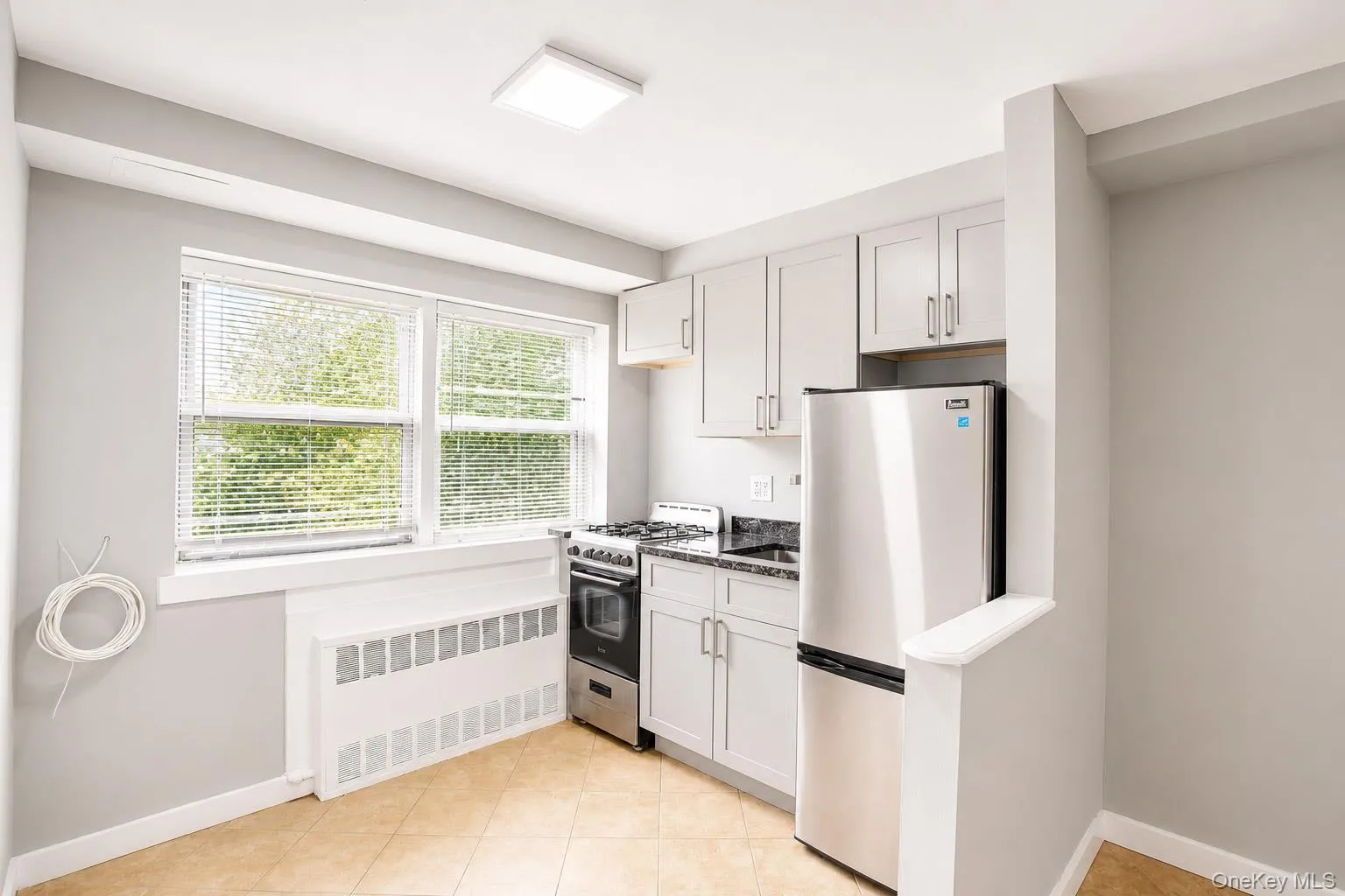 470 Broadway, Long Beach, NY, 3 Rooms Rooms,1 BathroomBathrooms,Residential Lease,For Rent,Broadway,0,1035063 470 Broadway, Long Beach, NY, 3 Rooms Rooms,1 BathroomBathrooms,Residential Lease,For Rent,Broadway,0,1035063