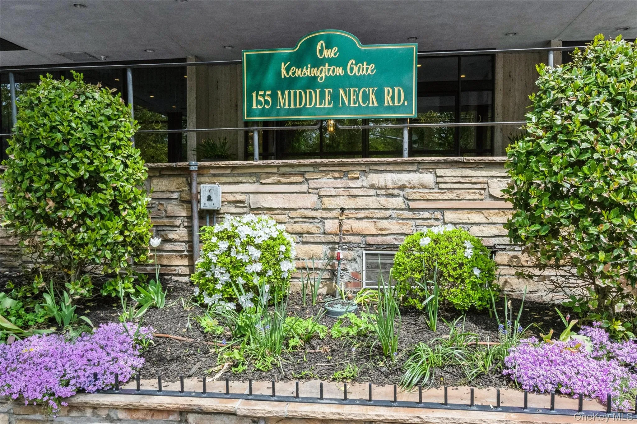 1 Kensington Gate, North Hempstead, NY, 1 Bedroom Bedrooms, 4 Rooms Rooms,1 BathroomBathrooms,Residential,For Rent,Kensington Gate,0,1035065 1 Kensington Gate, North Hempstead, NY, 1 Bedroom Bedrooms, 4 Rooms Rooms,1 BathroomBathrooms,Residential,For Rent,Kensington Gate,0,1035065