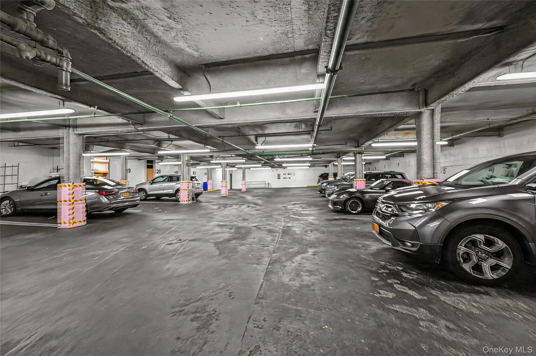 1 Kensington Gate, North Hempstead, NY, 1 Bedroom Bedrooms, 4 Rooms Rooms,1 BathroomBathrooms,Residential,For Rent,Kensington Gate,0,1035065 1 Kensington Gate, North Hempstead, NY, 1 Bedroom Bedrooms, 4 Rooms Rooms,1 BathroomBathrooms,Residential,For Rent,Kensington Gate,0,1035065