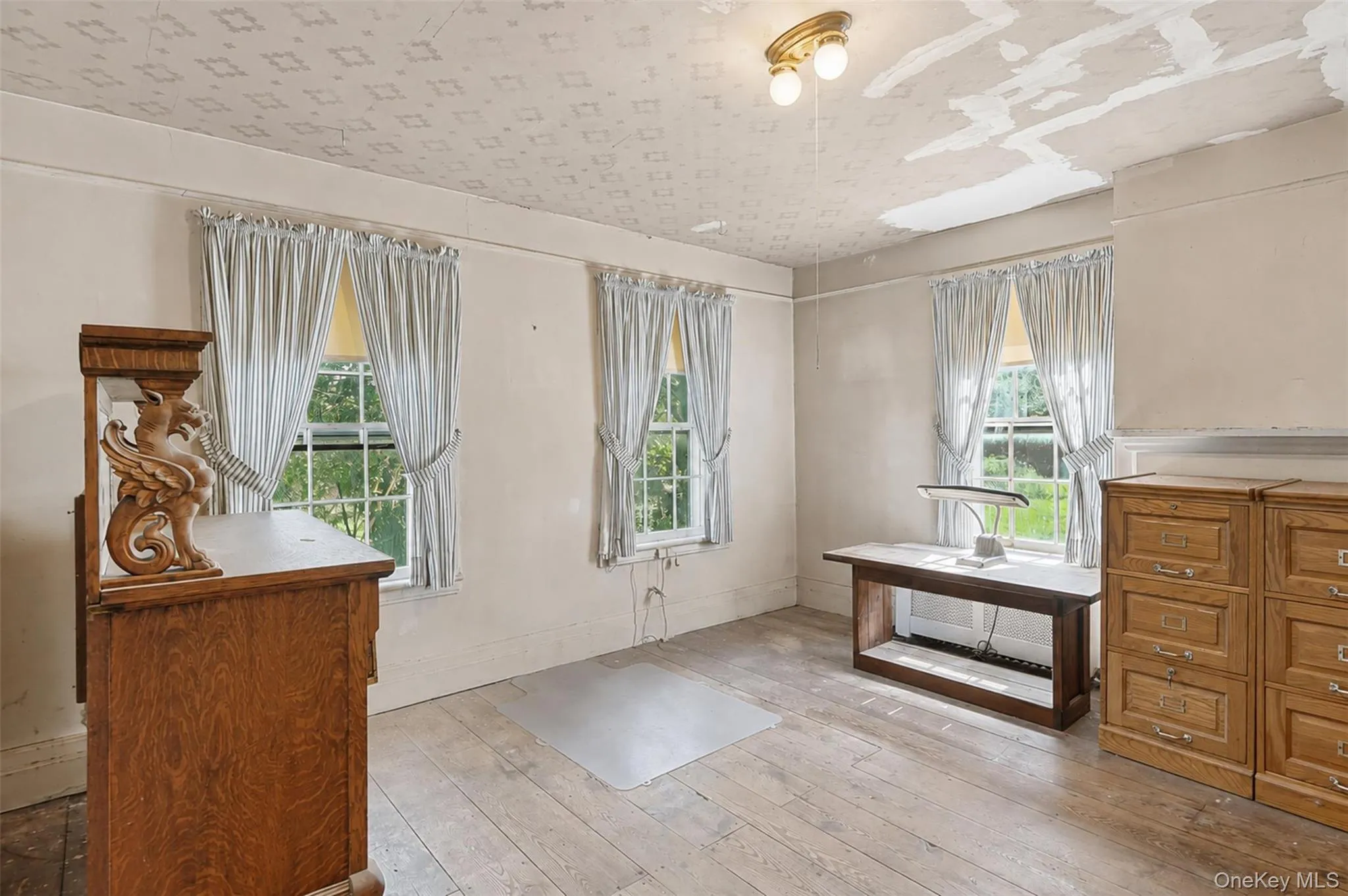 118 Ridge Drive, Mount Hope, NY, 4 Bedrooms Bedrooms, 13 Rooms Rooms,3 BathroomsBathrooms,Residential,For Rent,Ridge,0,1035070 118 Ridge Drive, Mount Hope, NY, 4 Bedrooms Bedrooms, 13 Rooms Rooms,3 BathroomsBathrooms,Residential,For Rent,Ridge,0,1035070