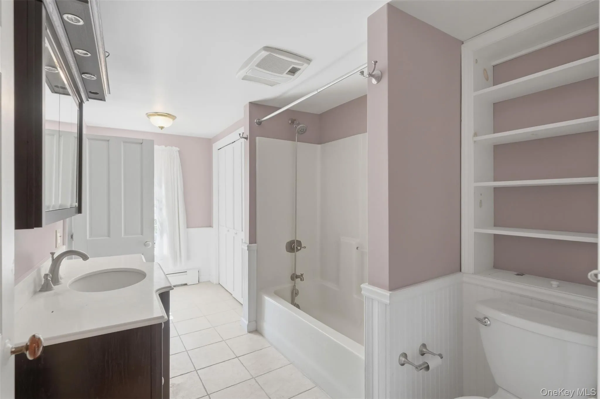 118 Ridge Drive, Mount Hope, NY, 4 Bedrooms Bedrooms, 13 Rooms Rooms,3 BathroomsBathrooms,Residential,For Rent,Ridge,0,1035070 118 Ridge Drive, Mount Hope, NY, 4 Bedrooms Bedrooms, 13 Rooms Rooms,3 BathroomsBathrooms,Residential,For Rent,Ridge,0,1035070