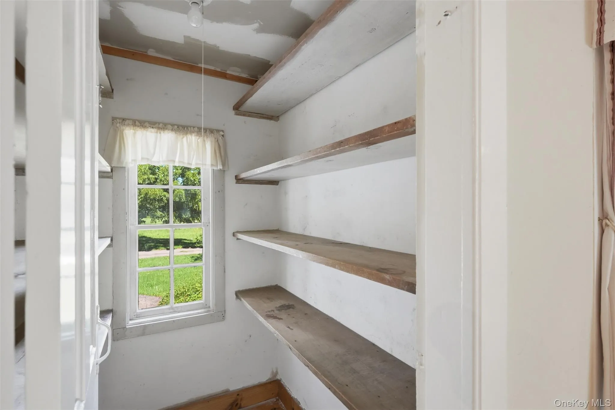 118 Ridge Drive, Mount Hope, NY, 4 Bedrooms Bedrooms, 13 Rooms Rooms,3 BathroomsBathrooms,Residential,For Rent,Ridge,0,1035070 118 Ridge Drive, Mount Hope, NY, 4 Bedrooms Bedrooms, 13 Rooms Rooms,3 BathroomsBathrooms,Residential,For Rent,Ridge,0,1035070