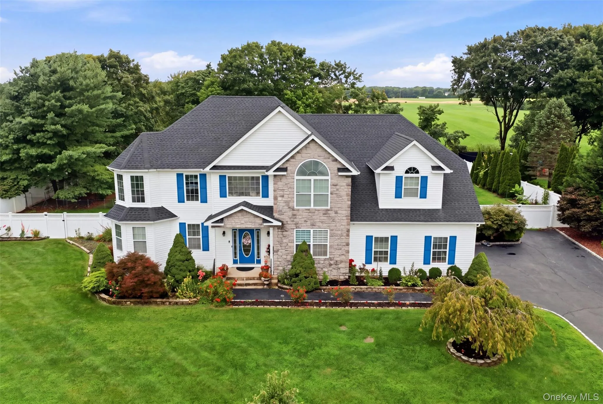 2 Sherwood Drive, Brookhaven, NY, 5 Bedrooms Bedrooms, 9 Rooms Rooms,3 BathroomsBathrooms,Residential,For Rent,Sherwood,0,1035071 2 Sherwood Drive, Brookhaven, NY, 5 Bedrooms Bedrooms, 9 Rooms Rooms,3 BathroomsBathrooms,Residential,For Rent,Sherwood,0,1035071
