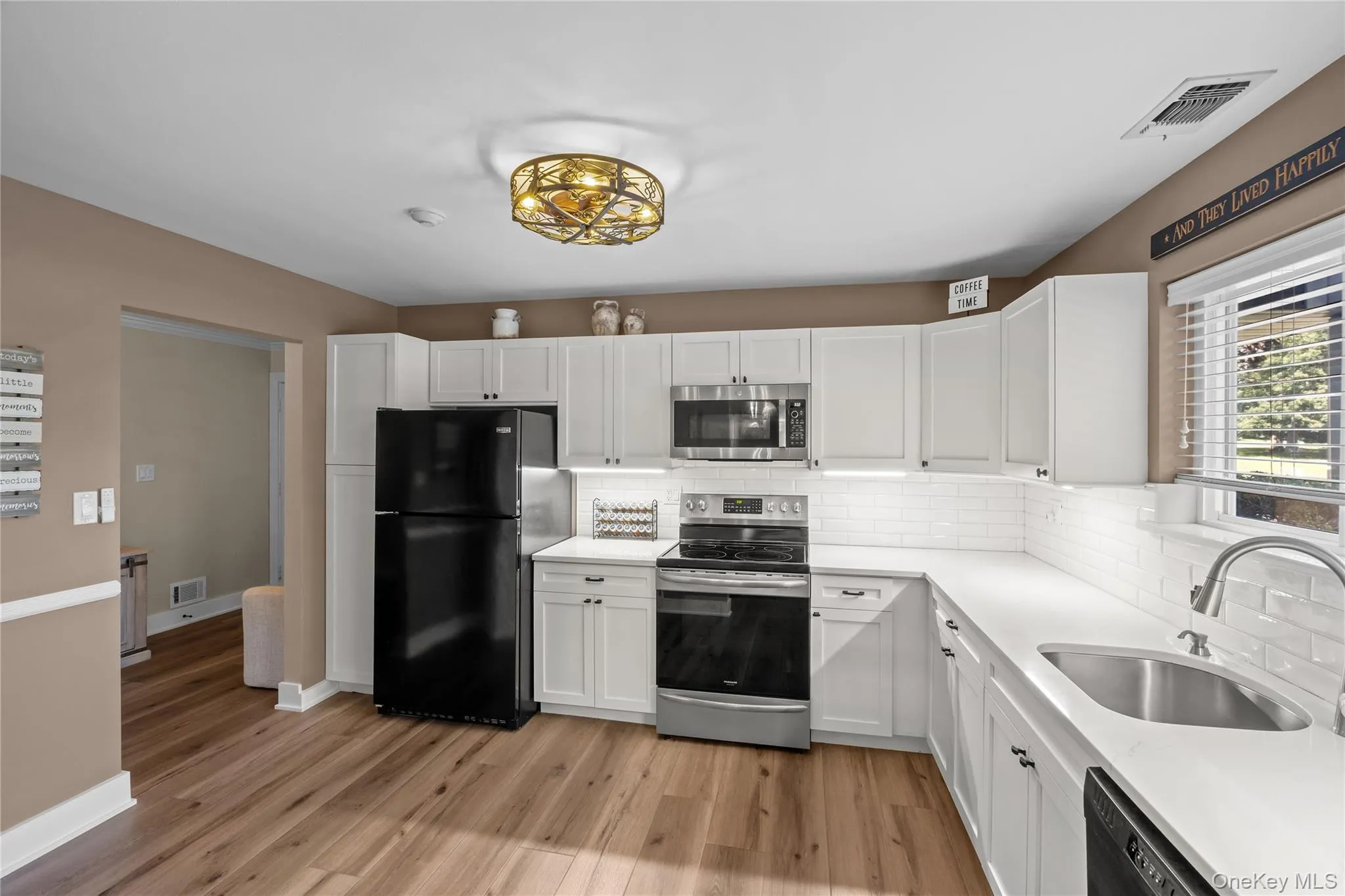 416 Lindsay Lane, Brookhaven, NY, 2 Bedrooms Bedrooms, 5 Rooms Rooms,2 BathroomsBathrooms,Residential,For Rent,Lindsay,0,1035076 416 Lindsay Lane, Brookhaven, NY, 2 Bedrooms Bedrooms, 5 Rooms Rooms,2 BathroomsBathrooms,Residential,For Rent,Lindsay,0,1035076