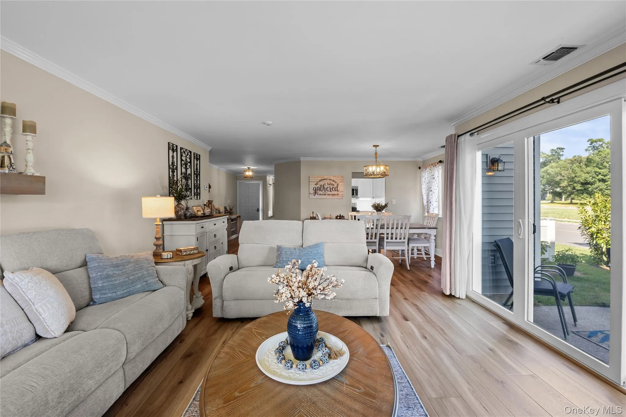 416 Lindsay Lane, Brookhaven, NY, 2 Bedrooms Bedrooms, 5 Rooms Rooms,2 BathroomsBathrooms,Residential,For Rent,Lindsay,0,1035076 416 Lindsay Lane, Brookhaven, NY, 2 Bedrooms Bedrooms, 5 Rooms Rooms,2 BathroomsBathrooms,Residential,For Rent,Lindsay,0,1035076