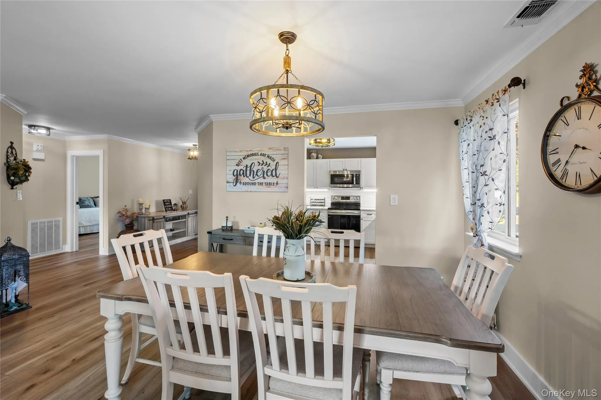 416 Lindsay Lane, Brookhaven, NY, 2 Bedrooms Bedrooms, 5 Rooms Rooms,2 BathroomsBathrooms,Residential,For Rent,Lindsay,0,1035076 416 Lindsay Lane, Brookhaven, NY, 2 Bedrooms Bedrooms, 5 Rooms Rooms,2 BathroomsBathrooms,Residential,For Rent,Lindsay,0,1035076