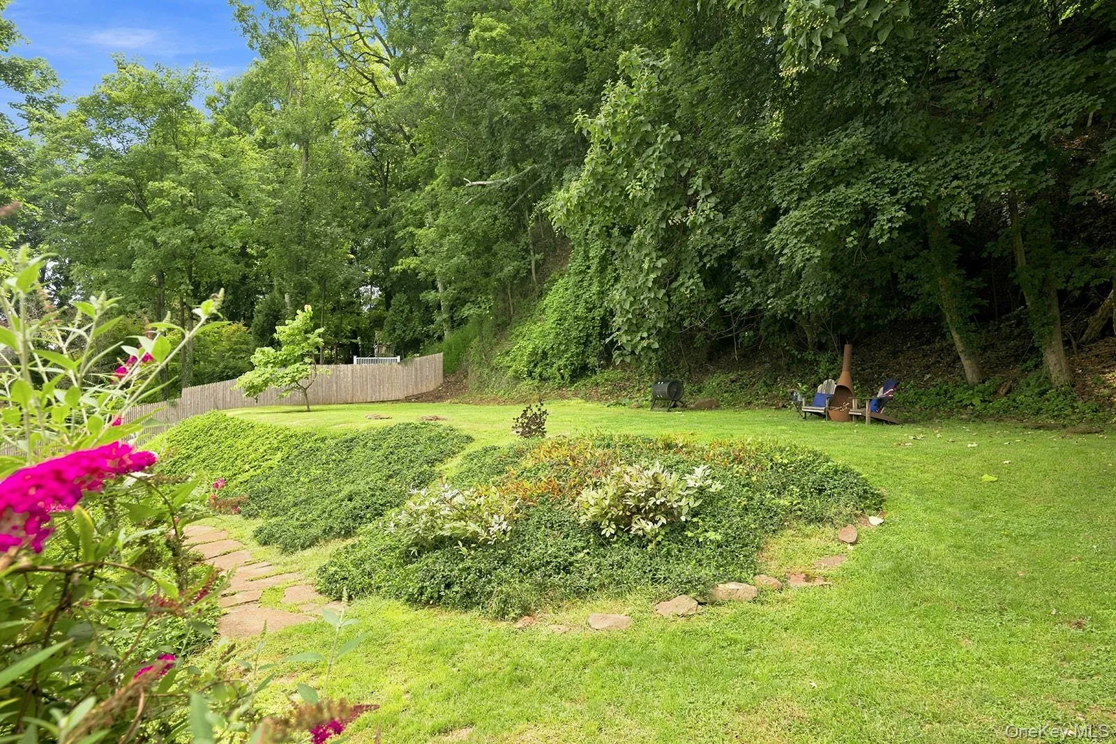 75 River Road, Orangetown, NY, 4 Bedrooms Bedrooms, 8 Rooms Rooms,1 BathroomBathrooms,Residential,For Rent,River,0,1035077 75 River Road, Orangetown, NY, 4 Bedrooms Bedrooms, 8 Rooms Rooms,1 BathroomBathrooms,Residential,For Rent,River,0,1035077