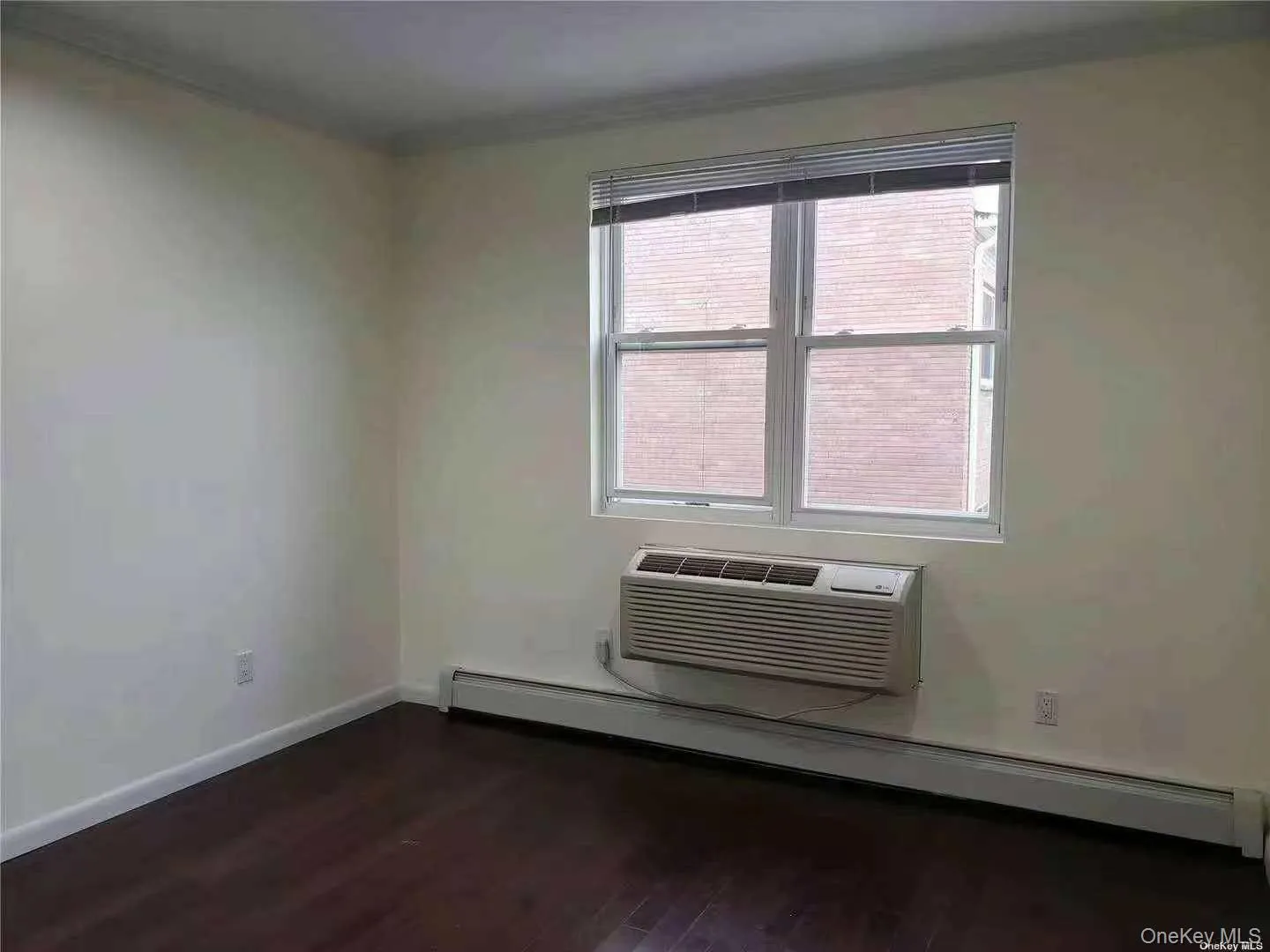 36-41 169th Street, New York, NY, 2 Bedrooms Bedrooms, 5 Rooms Rooms,2 BathroomsBathrooms,Residential,For Rent,169th,0,1035079 36-41 169th Street, New York, NY, 2 Bedrooms Bedrooms, 5 Rooms Rooms,2 BathroomsBathrooms,Residential,For Rent,169th,0,1035079