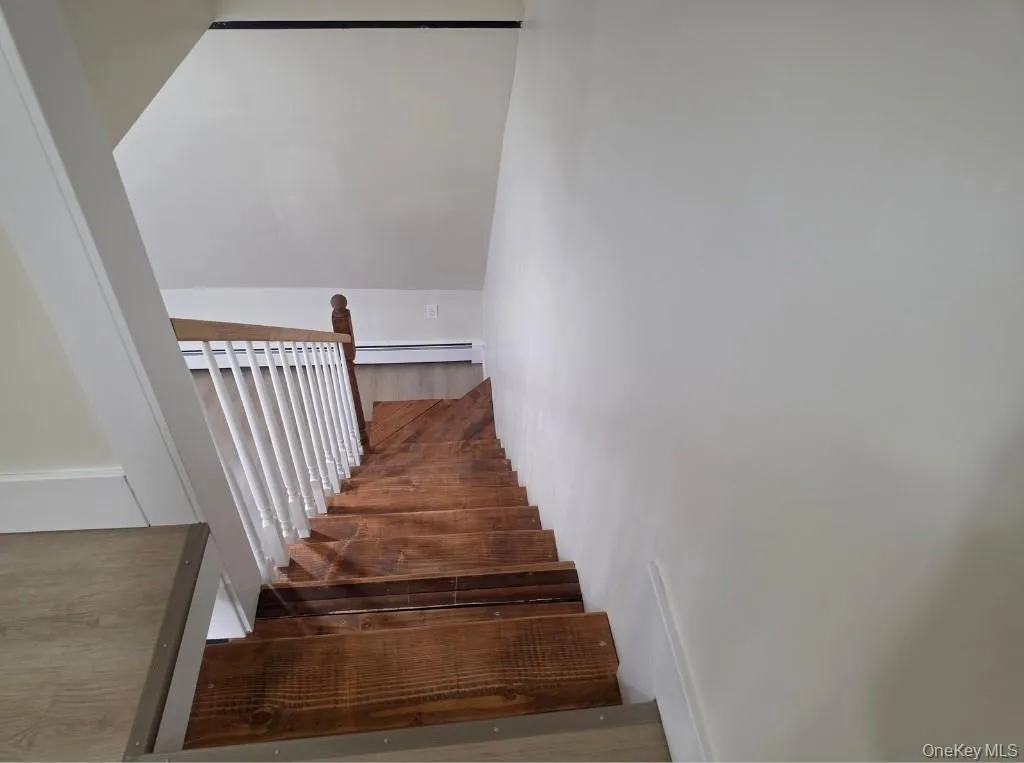 534 State Route 32, Woodbury, NY, 1 Room Rooms,1 BathroomBathrooms,Residential Lease,For Rent,State Route 32,0,1035084 534 State Route 32, Woodbury, NY, 1 Room Rooms,1 BathroomBathrooms,Residential Lease,For Rent,State Route 32,0,1035084