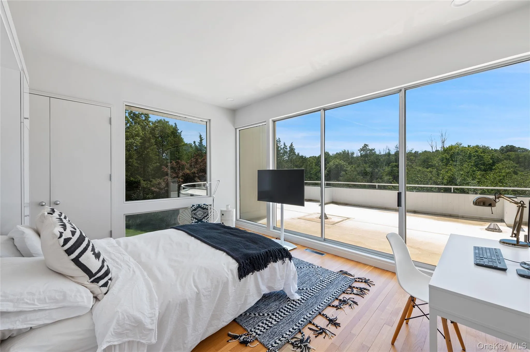 10 Dogwood Hills Road, Pound Ridge, NY, 5 Bedrooms Bedrooms, 10 Rooms Rooms,4 BathroomsBathrooms,Residential,For Rent,Dogwood Hills,0,1035090 10 Dogwood Hills Road, Pound Ridge, NY, 5 Bedrooms Bedrooms, 10 Rooms Rooms,4 BathroomsBathrooms,Residential,For Rent,Dogwood Hills,0,1035090