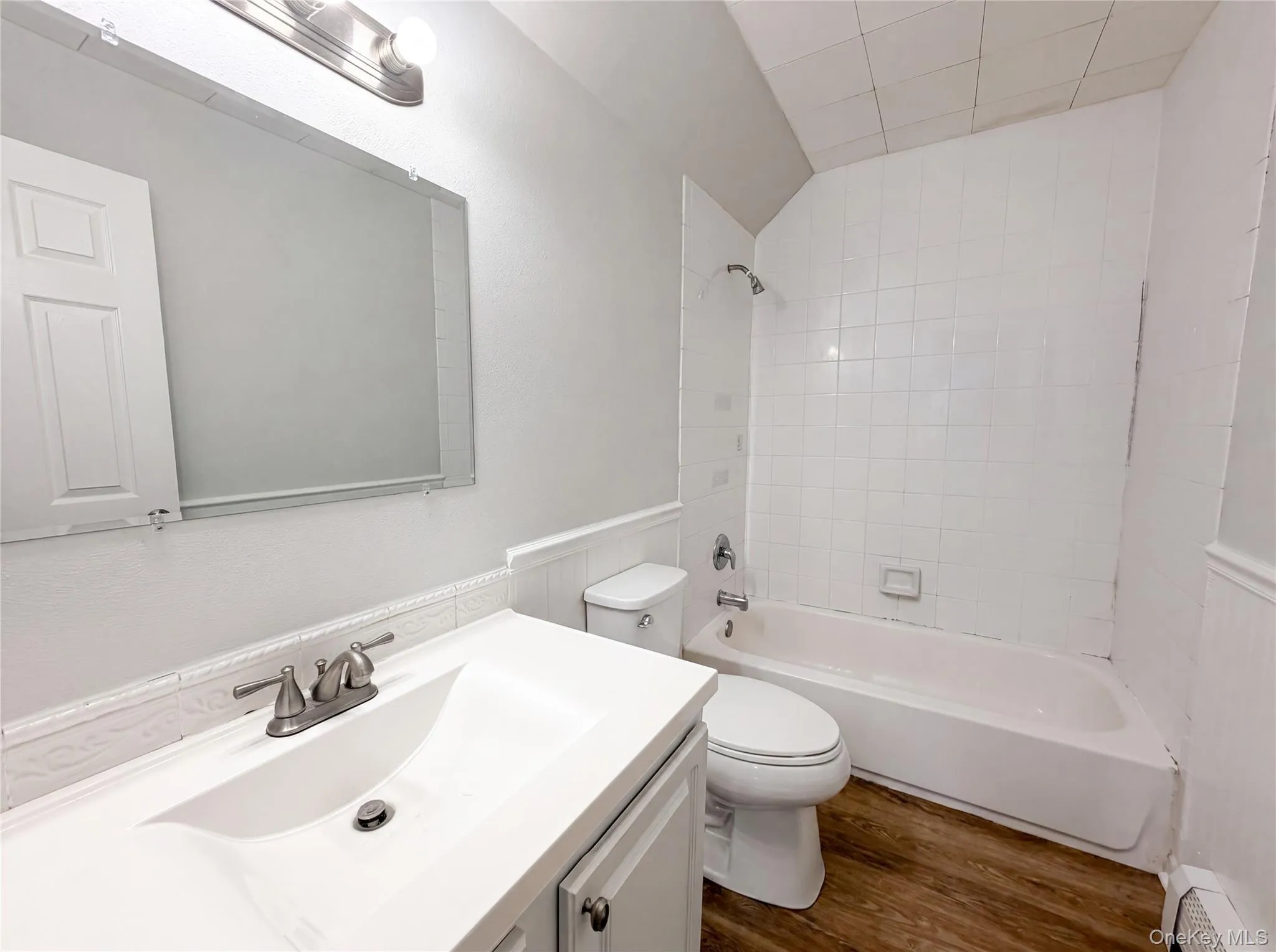 166 Moriches Avenue, Brookhaven, NY, 3 Bedrooms Bedrooms, 25 Rooms Rooms,2 BathroomsBathrooms,Residential,For Rent,Moriches,0,1035096 166 Moriches Avenue, Brookhaven, NY, 3 Bedrooms Bedrooms, 25 Rooms Rooms,2 BathroomsBathrooms,Residential,For Rent,Moriches,0,1035096