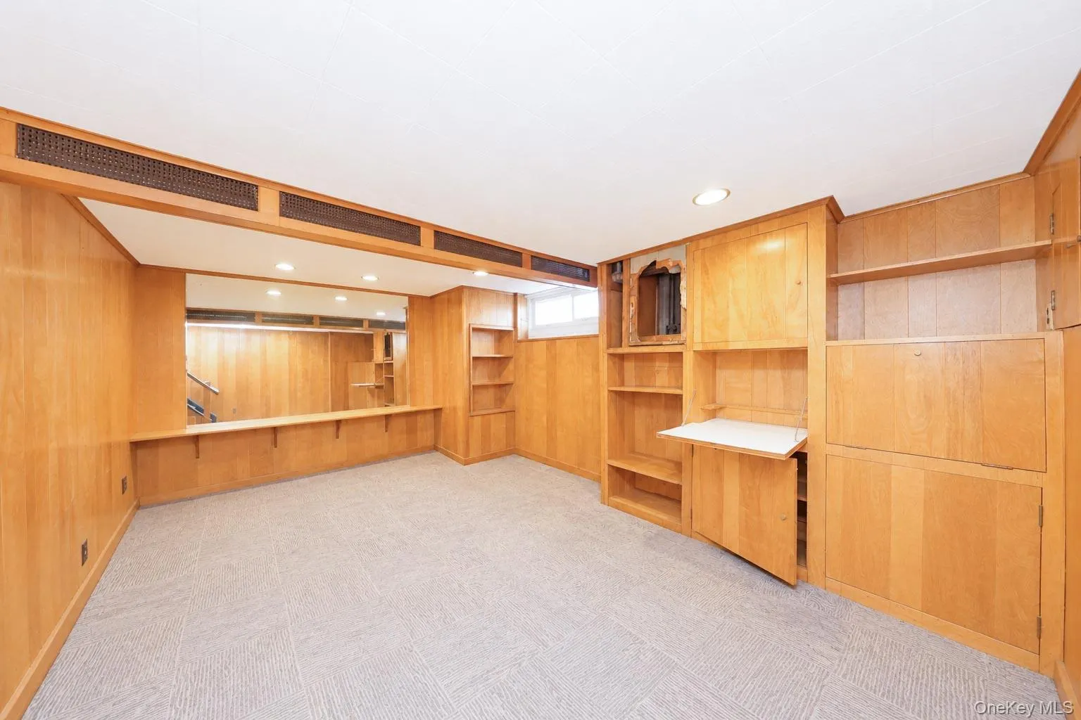 63-16 76th Street, New York, NY, 3 Bedrooms Bedrooms, 6 Rooms Rooms,1 BathroomBathrooms,Residential,For Rent,76th,0,1035097 63-16 76th Street, New York, NY, 3 Bedrooms Bedrooms, 6 Rooms Rooms,1 BathroomBathrooms,Residential,For Rent,76th,0,1035097