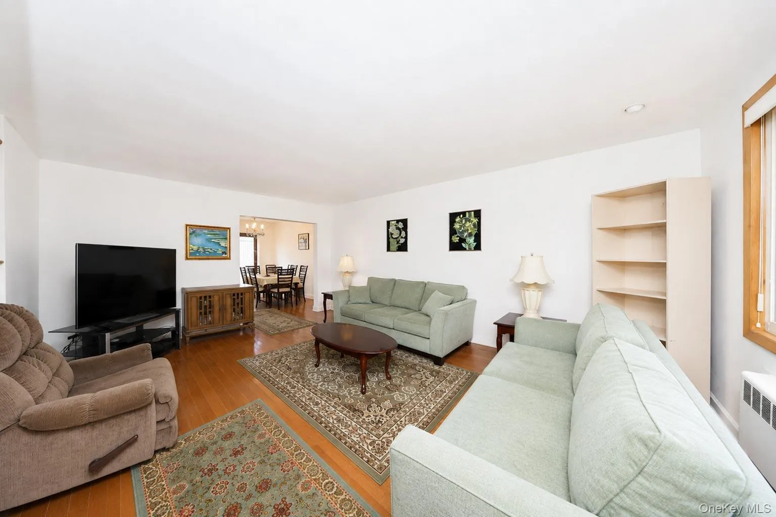63-16 76th Street, New York, NY, 3 Bedrooms Bedrooms, 6 Rooms Rooms,1 BathroomBathrooms,Residential,For Rent,76th,0,1035097 63-16 76th Street, New York, NY, 3 Bedrooms Bedrooms, 6 Rooms Rooms,1 BathroomBathrooms,Residential,For Rent,76th,0,1035097
