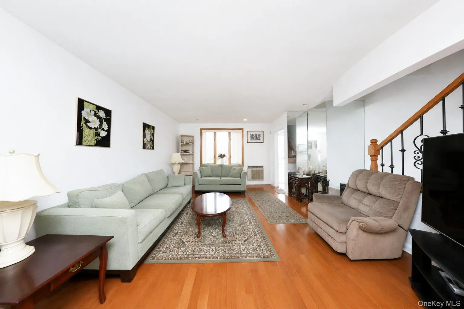 63-16 76th Street, New York, NY, 3 Bedrooms Bedrooms, 6 Rooms Rooms,1 BathroomBathrooms,Residential,For Rent,76th,0,1035097 63-16 76th Street, New York, NY, 3 Bedrooms Bedrooms, 6 Rooms Rooms,1 BathroomBathrooms,Residential,For Rent,76th,0,1035097