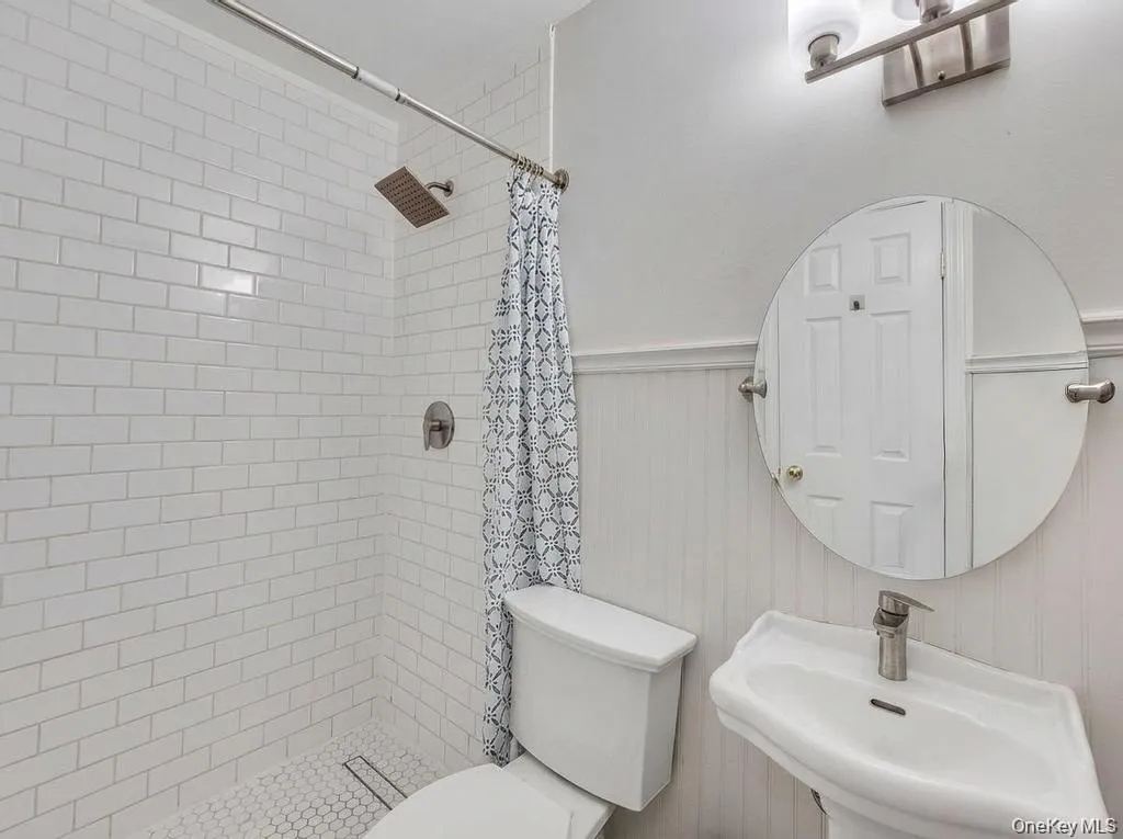 43 Comus Road, Brookhaven, NY, 3 Bedrooms Bedrooms, 5 Rooms Rooms,2 BathroomsBathrooms,Residential,For Rent,Comus,0,1035100 43 Comus Road, Brookhaven, NY, 3 Bedrooms Bedrooms, 5 Rooms Rooms,2 BathroomsBathrooms,Residential,For Rent,Comus,0,1035100