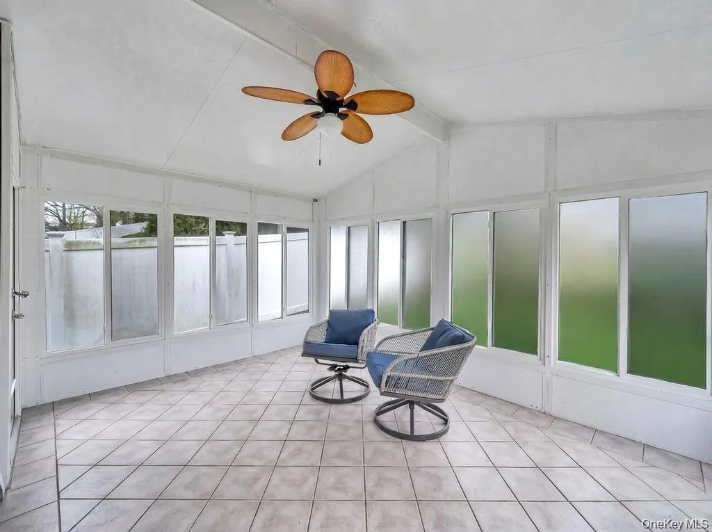 43 Comus Road, Brookhaven, NY, 3 Bedrooms Bedrooms, 5 Rooms Rooms,2 BathroomsBathrooms,Residential,For Rent,Comus,0,1035100 43 Comus Road, Brookhaven, NY, 3 Bedrooms Bedrooms, 5 Rooms Rooms,2 BathroomsBathrooms,Residential,For Rent,Comus,0,1035100