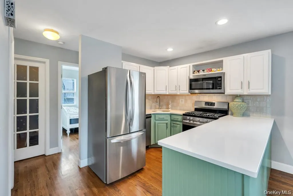 43 Comus Road, Brookhaven, NY, 3 Bedrooms Bedrooms, 5 Rooms Rooms,2 BathroomsBathrooms,Residential,For Rent,Comus,0,1035100 43 Comus Road, Brookhaven, NY, 3 Bedrooms Bedrooms, 5 Rooms Rooms,2 BathroomsBathrooms,Residential,For Rent,Comus,0,1035100