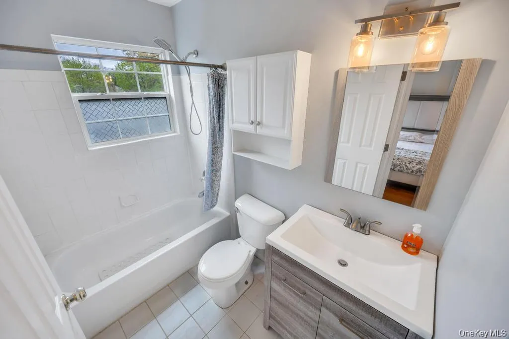 43 Comus Road, Brookhaven, NY, 3 Bedrooms Bedrooms, 5 Rooms Rooms,2 BathroomsBathrooms,Residential,For Rent,Comus,0,1035100 43 Comus Road, Brookhaven, NY, 3 Bedrooms Bedrooms, 5 Rooms Rooms,2 BathroomsBathrooms,Residential,For Rent,Comus,0,1035100