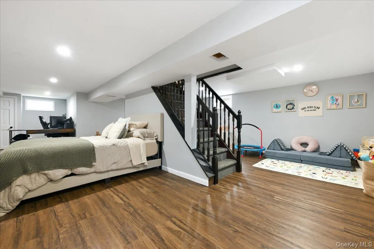 4064 Robert Place, Oyster Bay, NY, 4 Bedrooms Bedrooms, 8 Rooms Rooms,2 BathroomsBathrooms,Residential,For Rent,Robert,0,1035115 4064 Robert Place, Oyster Bay, NY, 4 Bedrooms Bedrooms, 8 Rooms Rooms,2 BathroomsBathrooms,Residential,For Rent,Robert,0,1035115