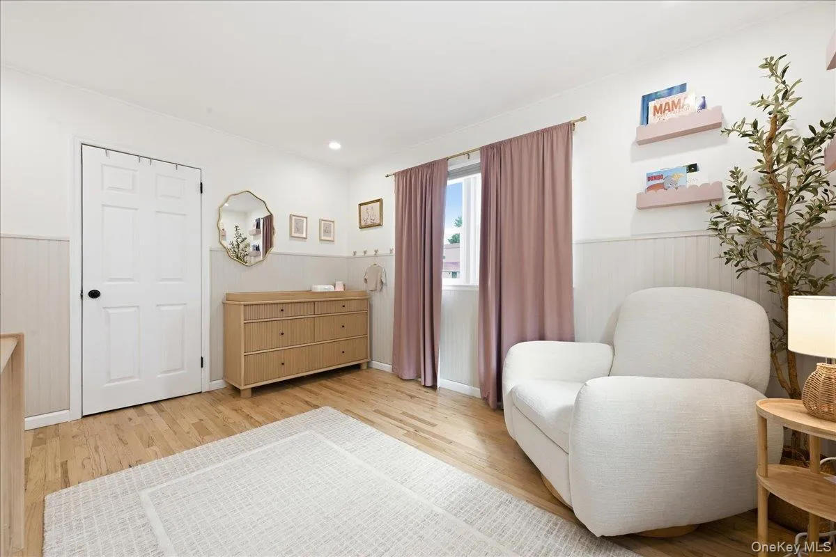 4064 Robert Place, Oyster Bay, NY, 4 Bedrooms Bedrooms, 8 Rooms Rooms,2 BathroomsBathrooms,Residential,For Rent,Robert,0,1035115 4064 Robert Place, Oyster Bay, NY, 4 Bedrooms Bedrooms, 8 Rooms Rooms,2 BathroomsBathrooms,Residential,For Rent,Robert,0,1035115