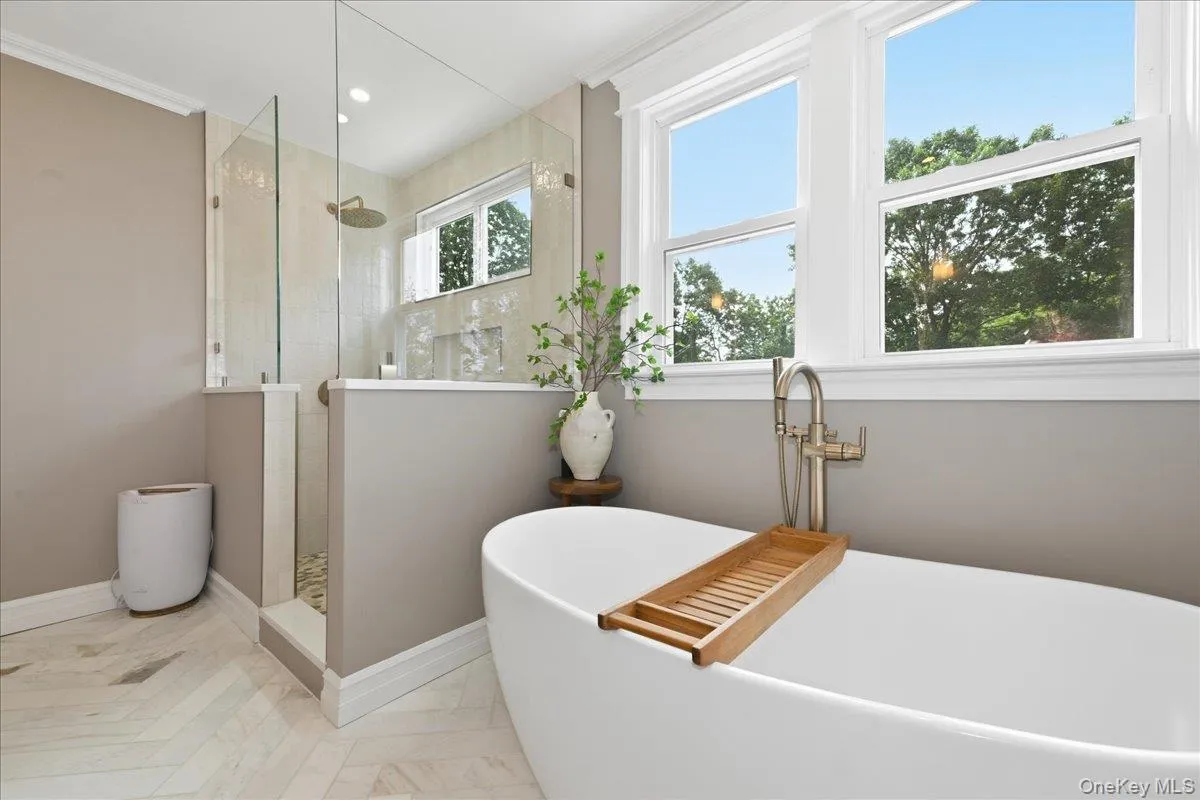 4064 Robert Place, Oyster Bay, NY, 4 Bedrooms Bedrooms, 8 Rooms Rooms,2 BathroomsBathrooms,Residential,For Rent,Robert,0,1035115 4064 Robert Place, Oyster Bay, NY, 4 Bedrooms Bedrooms, 8 Rooms Rooms,2 BathroomsBathrooms,Residential,For Rent,Robert,0,1035115