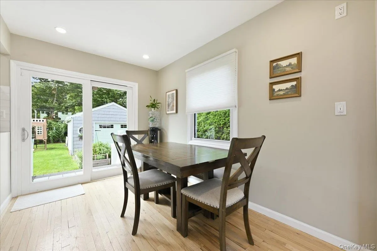 4064 Robert Place, Oyster Bay, NY, 4 Bedrooms Bedrooms, 8 Rooms Rooms,2 BathroomsBathrooms,Residential,For Rent,Robert,0,1035115 4064 Robert Place, Oyster Bay, NY, 4 Bedrooms Bedrooms, 8 Rooms Rooms,2 BathroomsBathrooms,Residential,For Rent,Robert,0,1035115