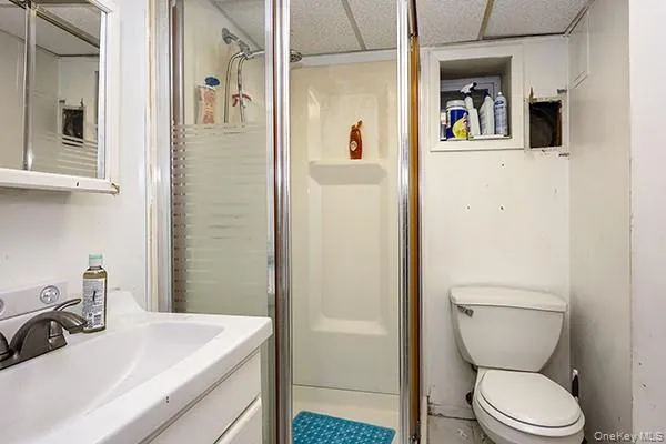 7333 71st Place, New York, NY, 3 Bedrooms Bedrooms, 6 Rooms Rooms,1 BathroomBathrooms,Residential,For Rent,71st,0,1035116 7333 71st Place, New York, NY, 3 Bedrooms Bedrooms, 6 Rooms Rooms,1 BathroomBathrooms,Residential,For Rent,71st,0,1035116
