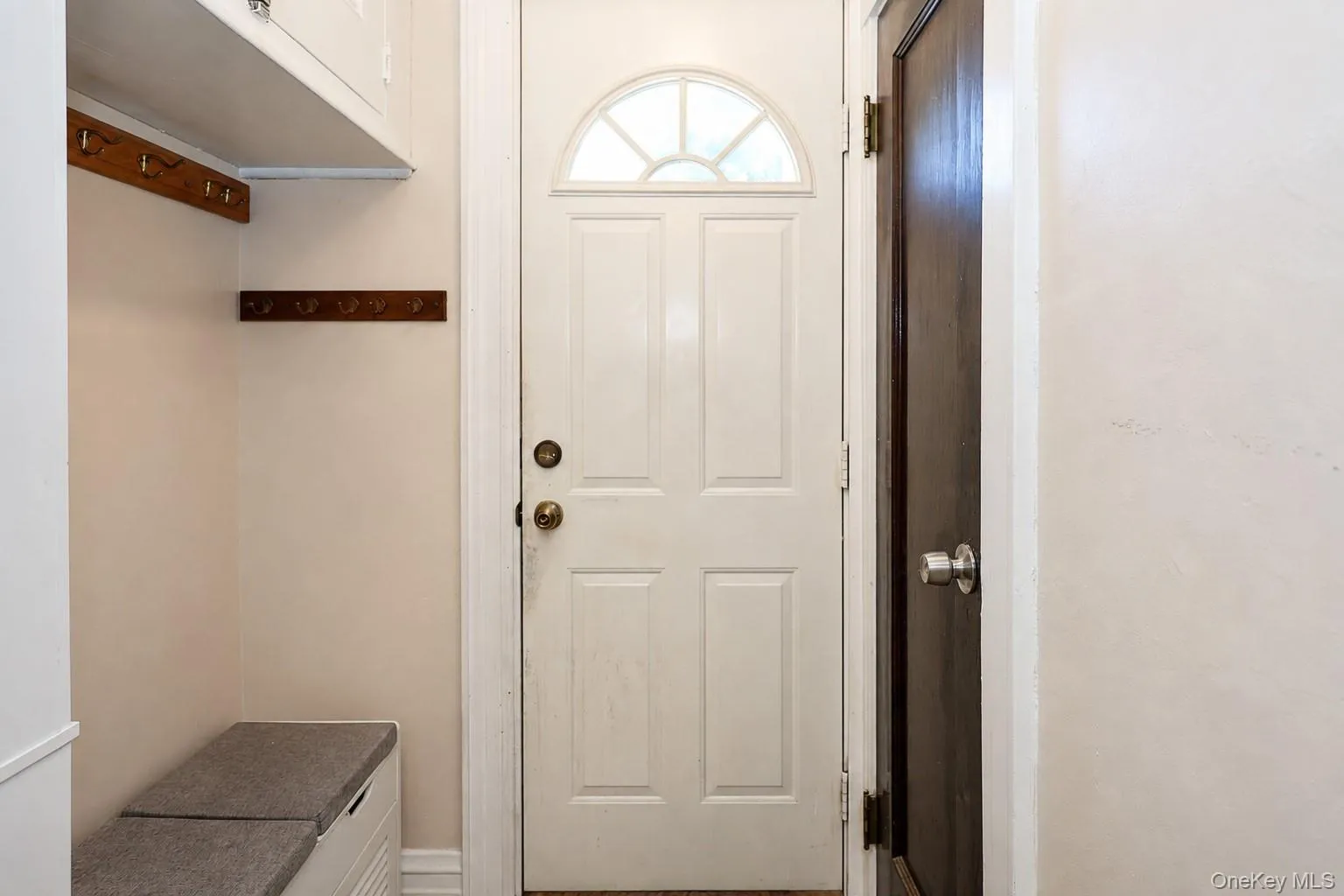 7333 71st Place, New York, NY, 3 Bedrooms Bedrooms, 6 Rooms Rooms,1 BathroomBathrooms,Residential,For Rent,71st,0,1035116 7333 71st Place, New York, NY, 3 Bedrooms Bedrooms, 6 Rooms Rooms,1 BathroomBathrooms,Residential,For Rent,71st,0,1035116