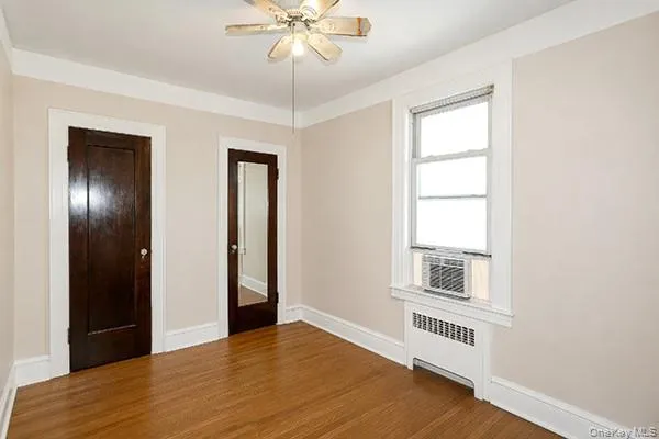 7333 71st Place, New York, NY, 3 Bedrooms Bedrooms, 6 Rooms Rooms,1 BathroomBathrooms,Residential,For Rent,71st,0,1035116 7333 71st Place, New York, NY, 3 Bedrooms Bedrooms, 6 Rooms Rooms,1 BathroomBathrooms,Residential,For Rent,71st,0,1035116